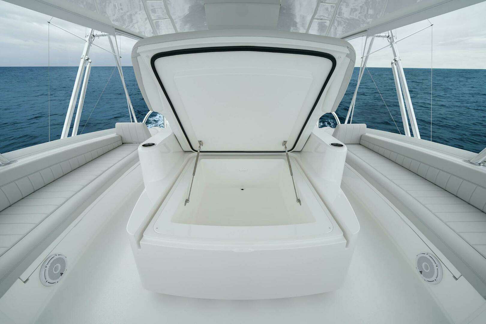 2027 Viking 74 Convertible - Image 12