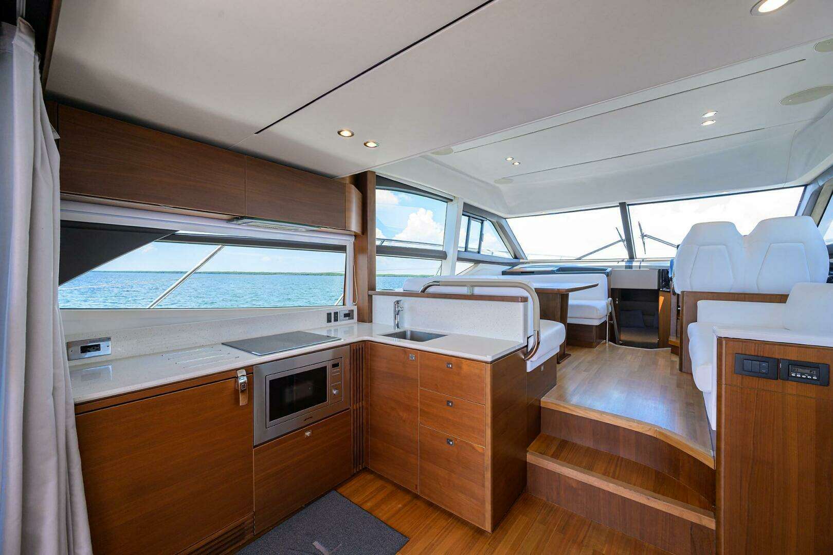 2018 Princess F49 - Image 36
