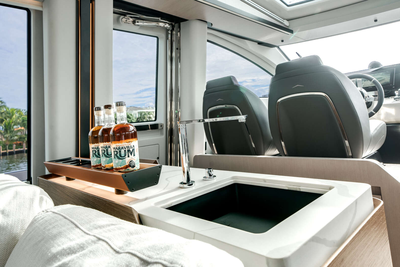 2026 Azimut S8 - Image 35