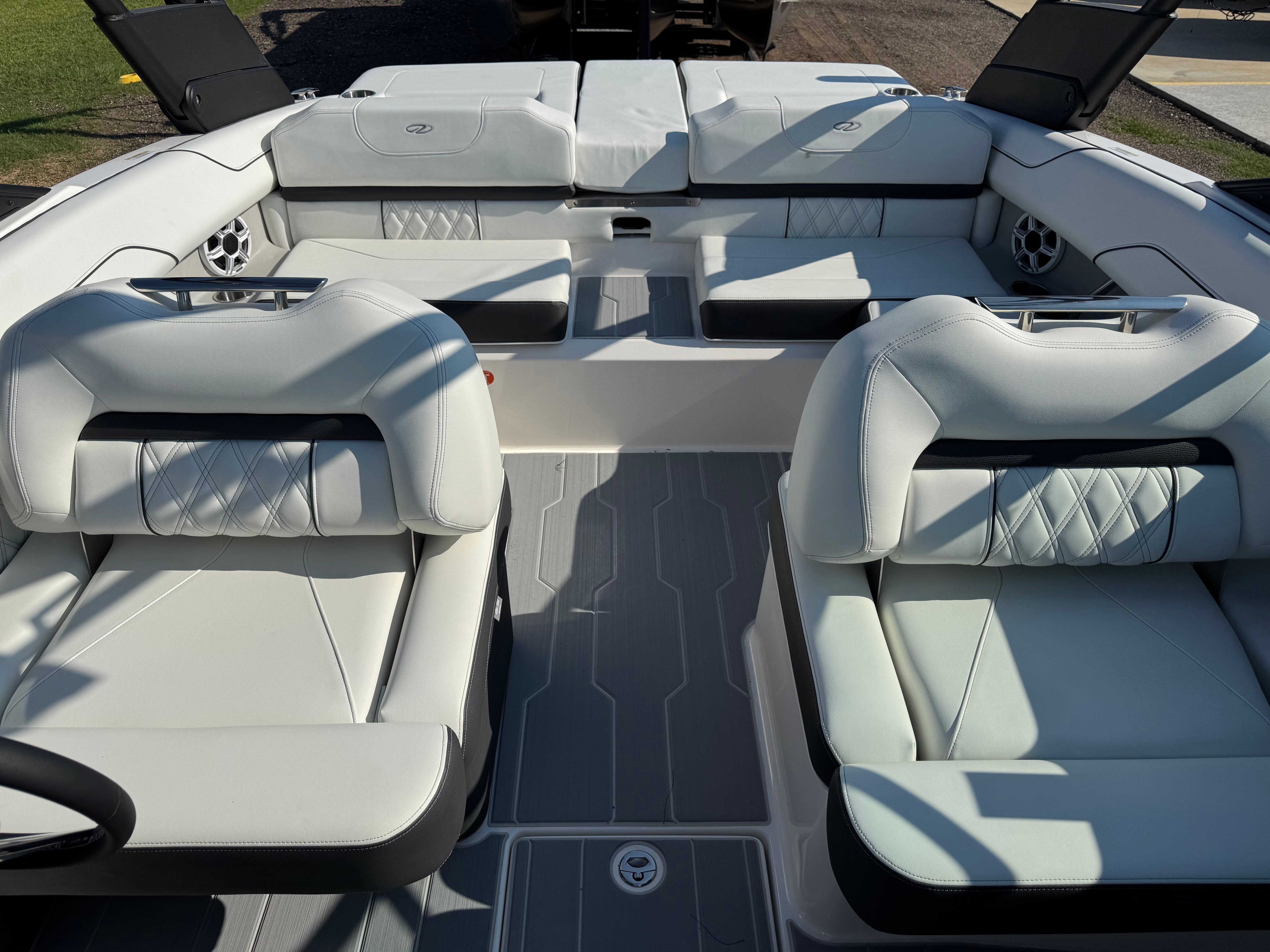 2026 REGAL LS2 SURF - Image 11