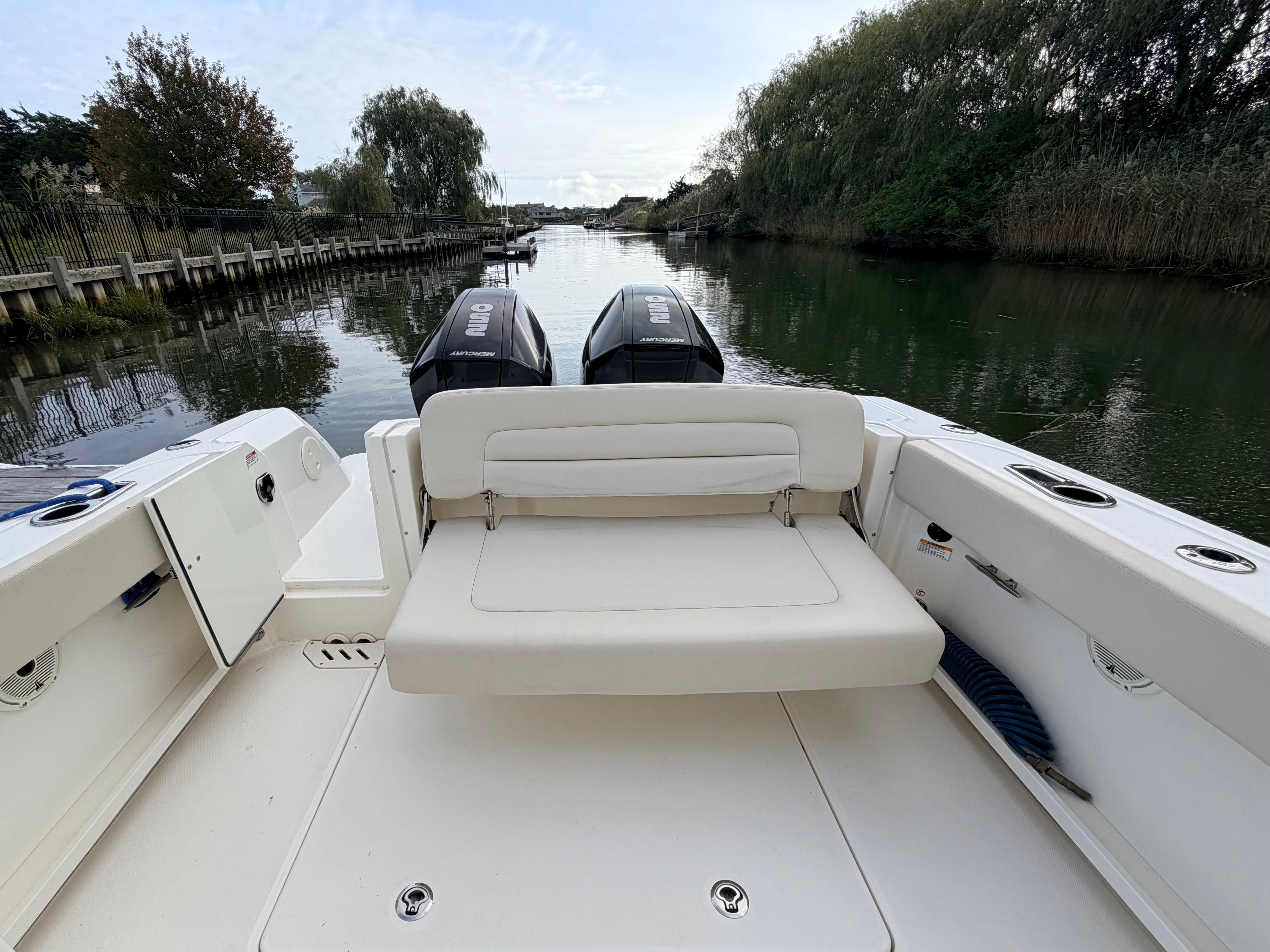 2019 Boston Whaler 270 Vantage - 16