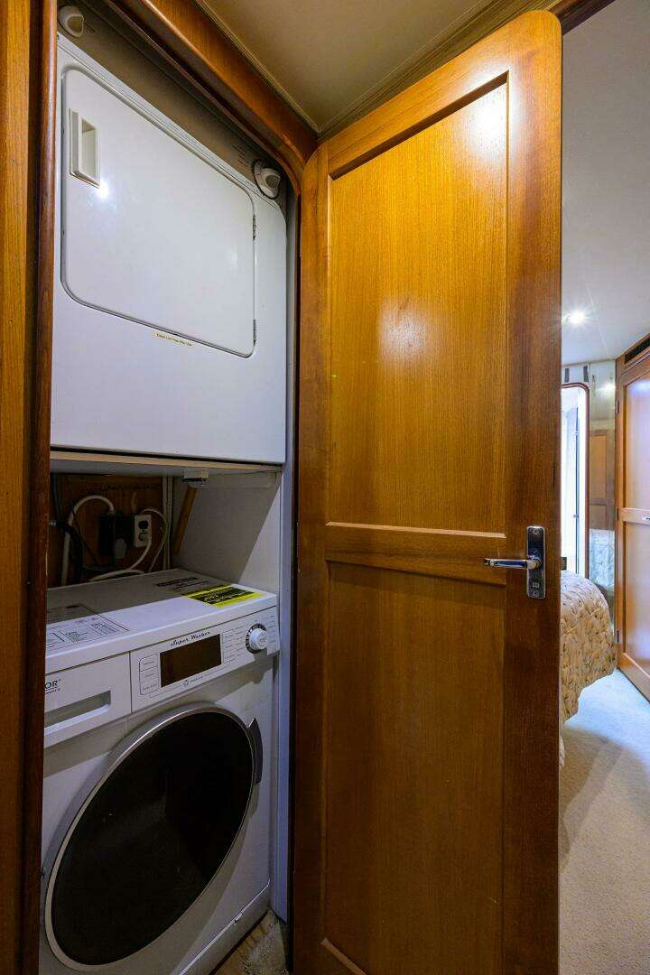 2001 Ocean Yachts 56 Super Sport - Image 56