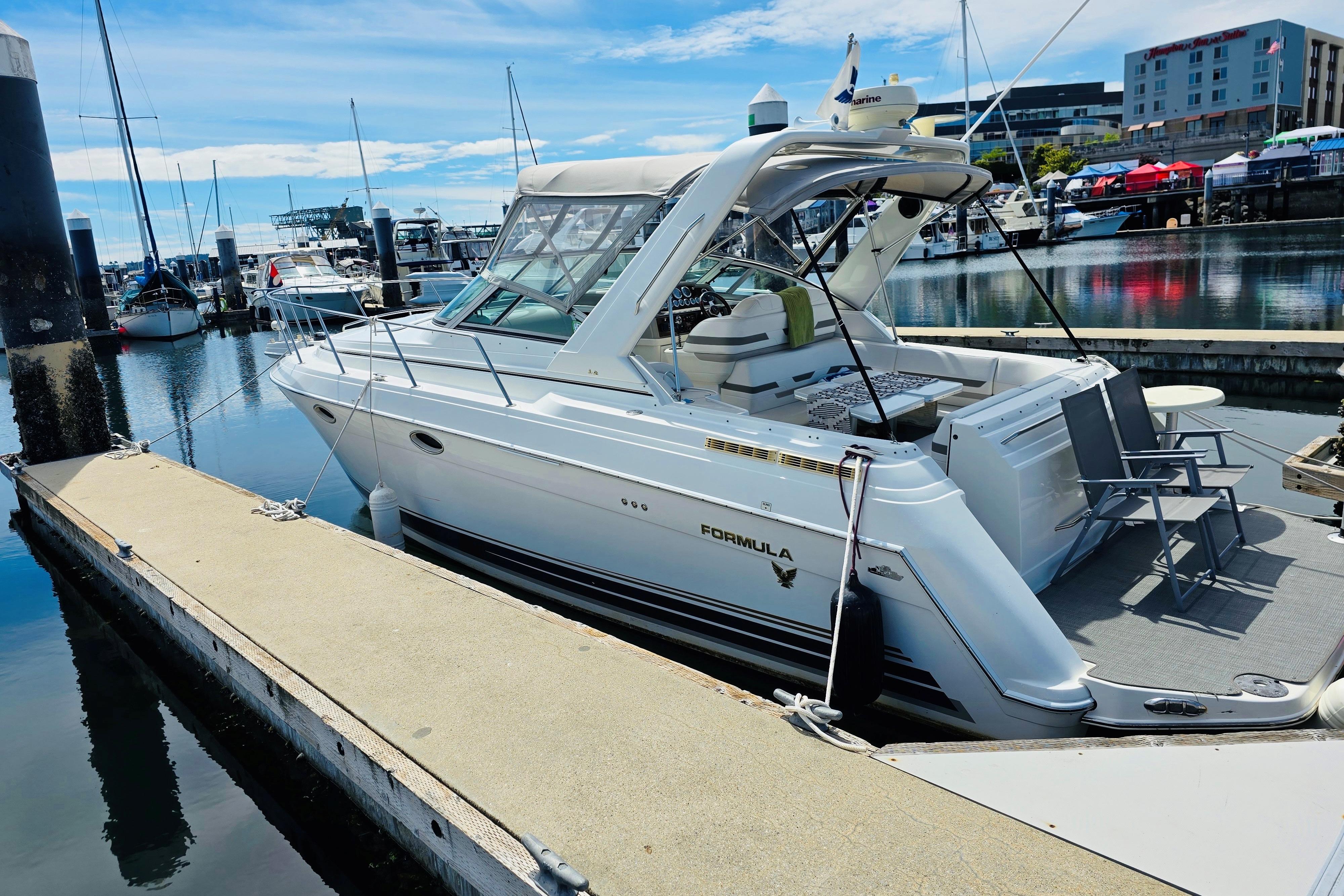2003 Formula 31 Performance Cruiser