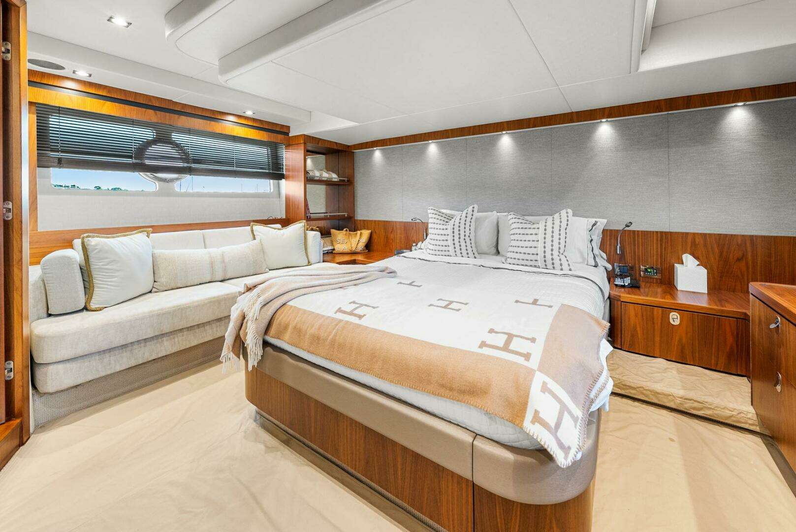 2016 Sunseeker Manhattan 65 - Image 79