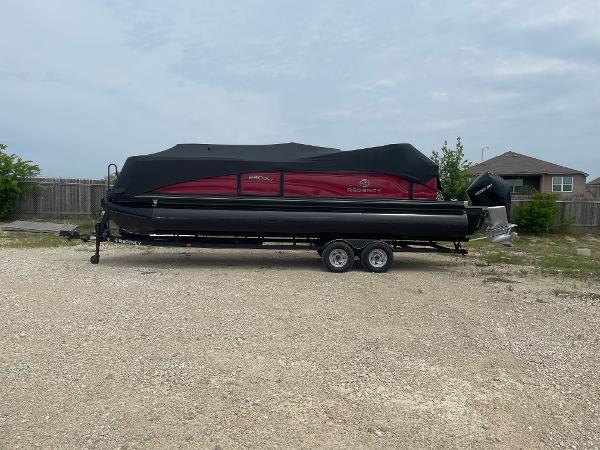 2023 Regency 250DL3