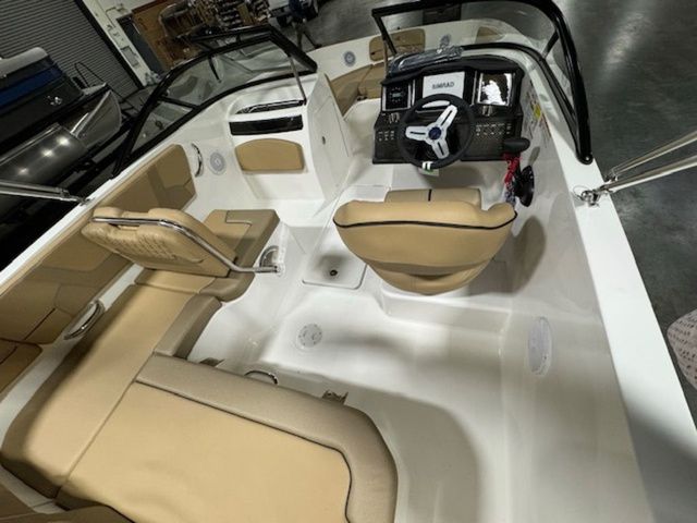 2024 Bayliner VR5 Bowrider OB - 7