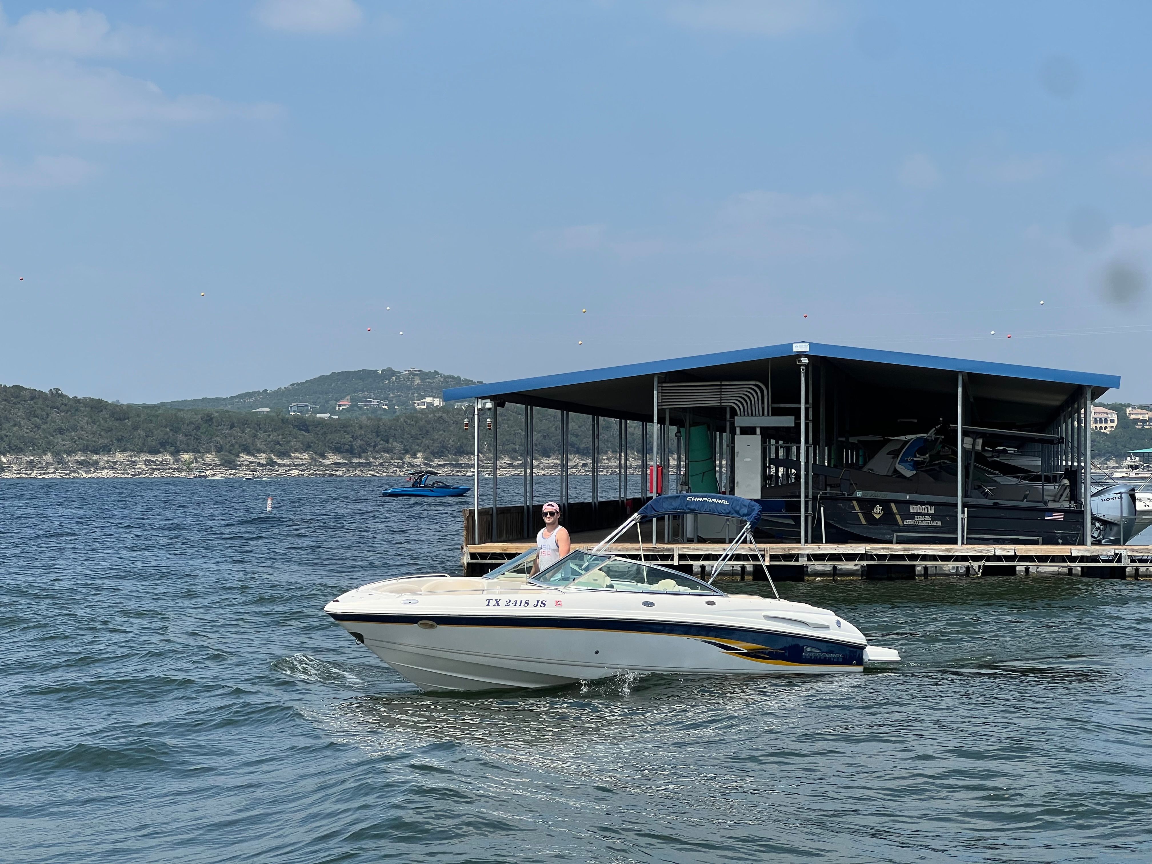 2002 Chaparral 220 SSi Wide Tech - 6