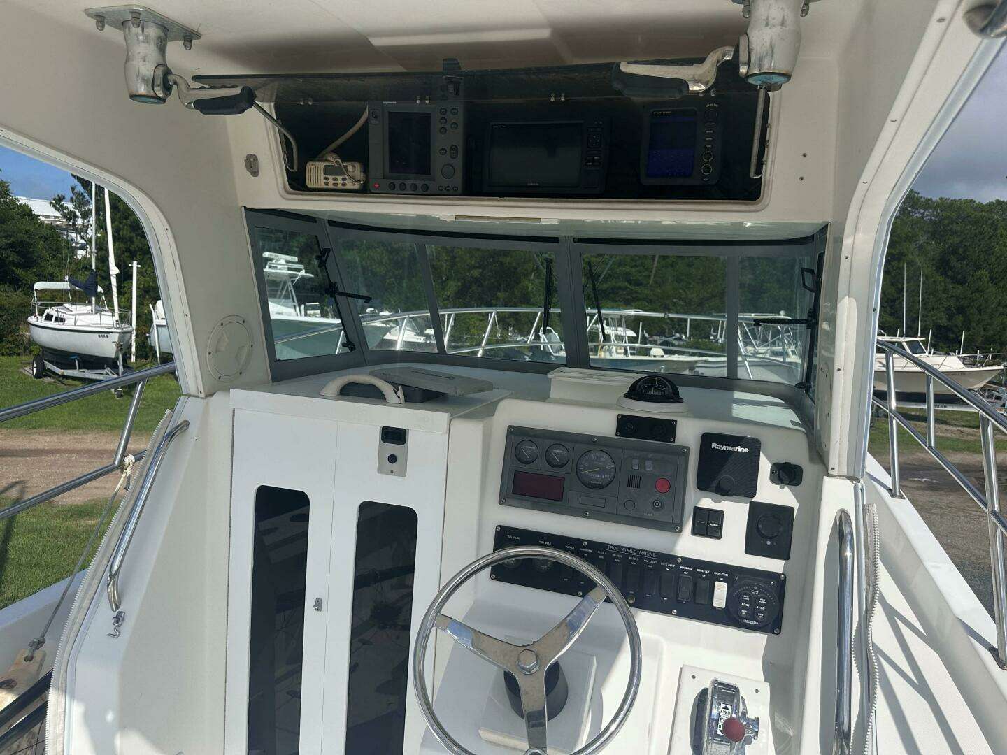 2003 True World Marine TE 288 - Image 6