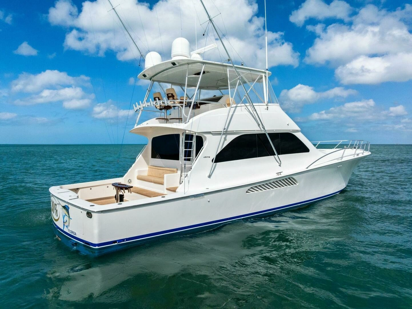2008 Viking 64 Convertible - Image 14
