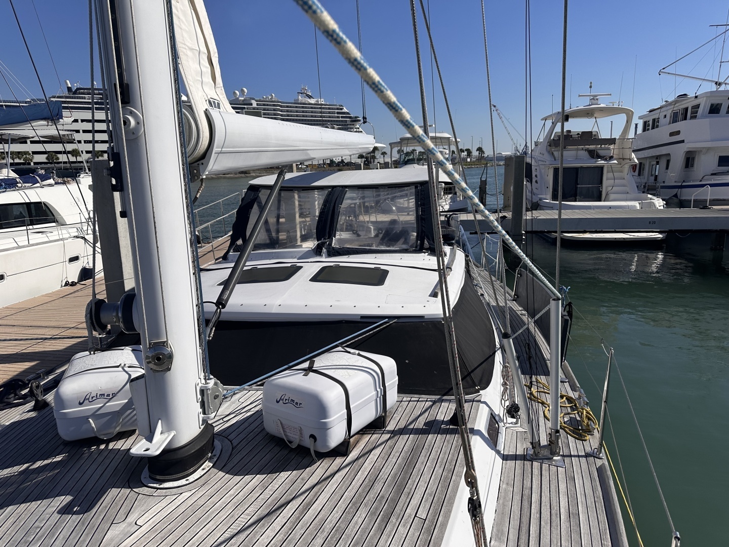 2002 Northwind 58 - Image 32
