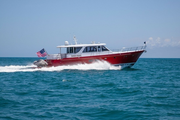 2027 Hunt Yachts 63 Express