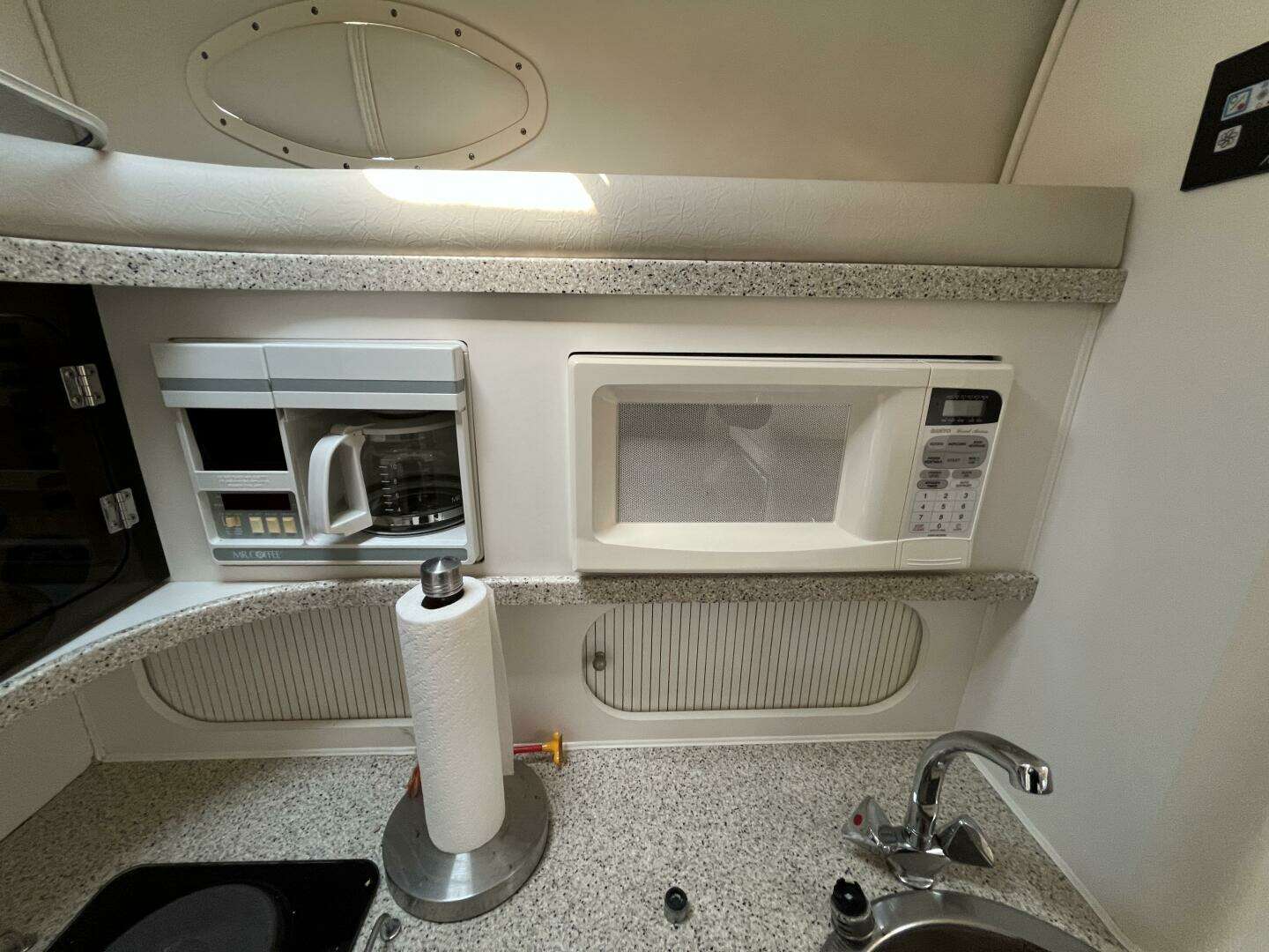 2000 Rinker Fiesta Vee 340 - Image 42