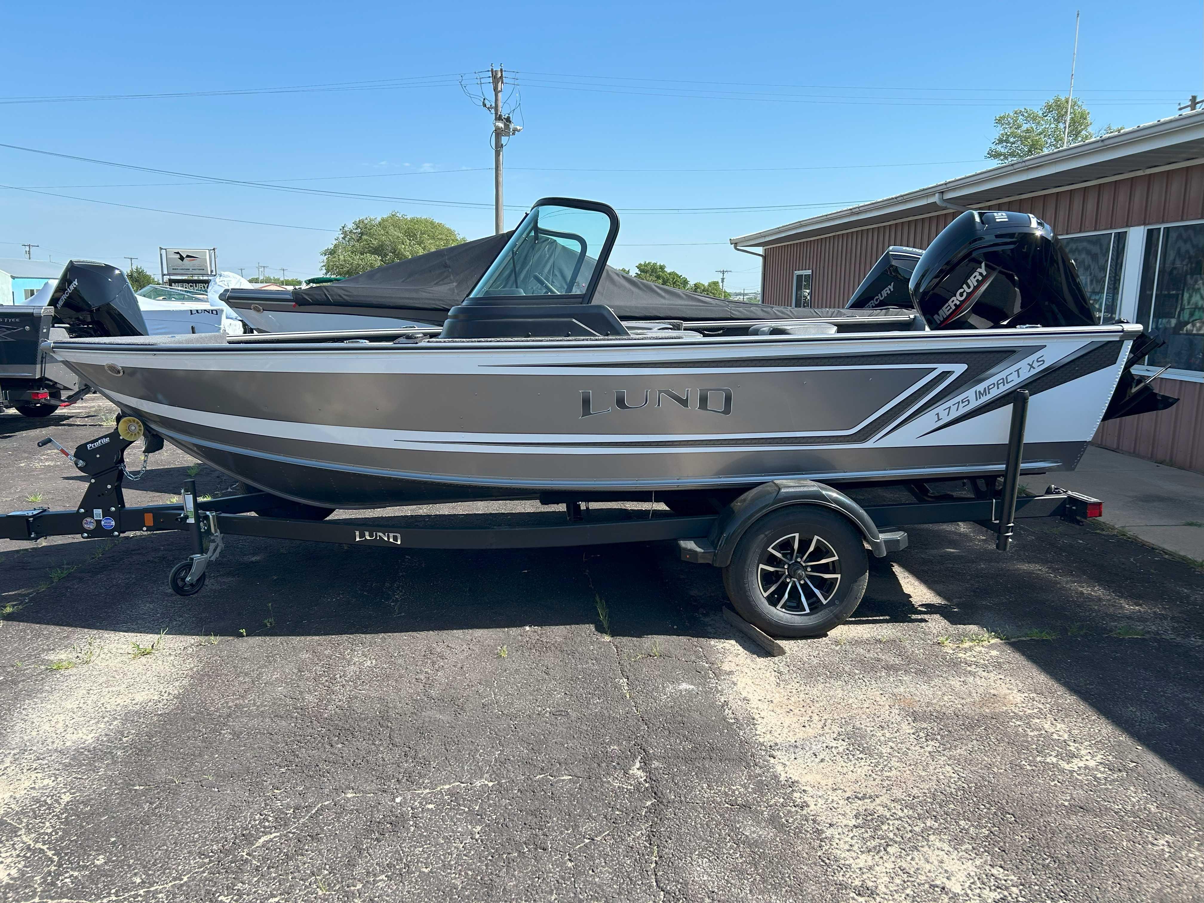 2027 Lund 1775 Impact XS