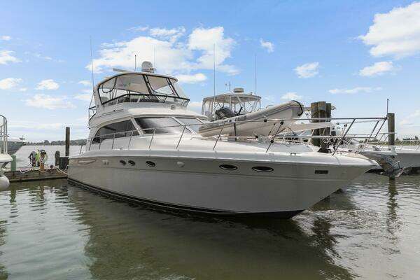 2003 Sea Ray 480 Sedan Bridge