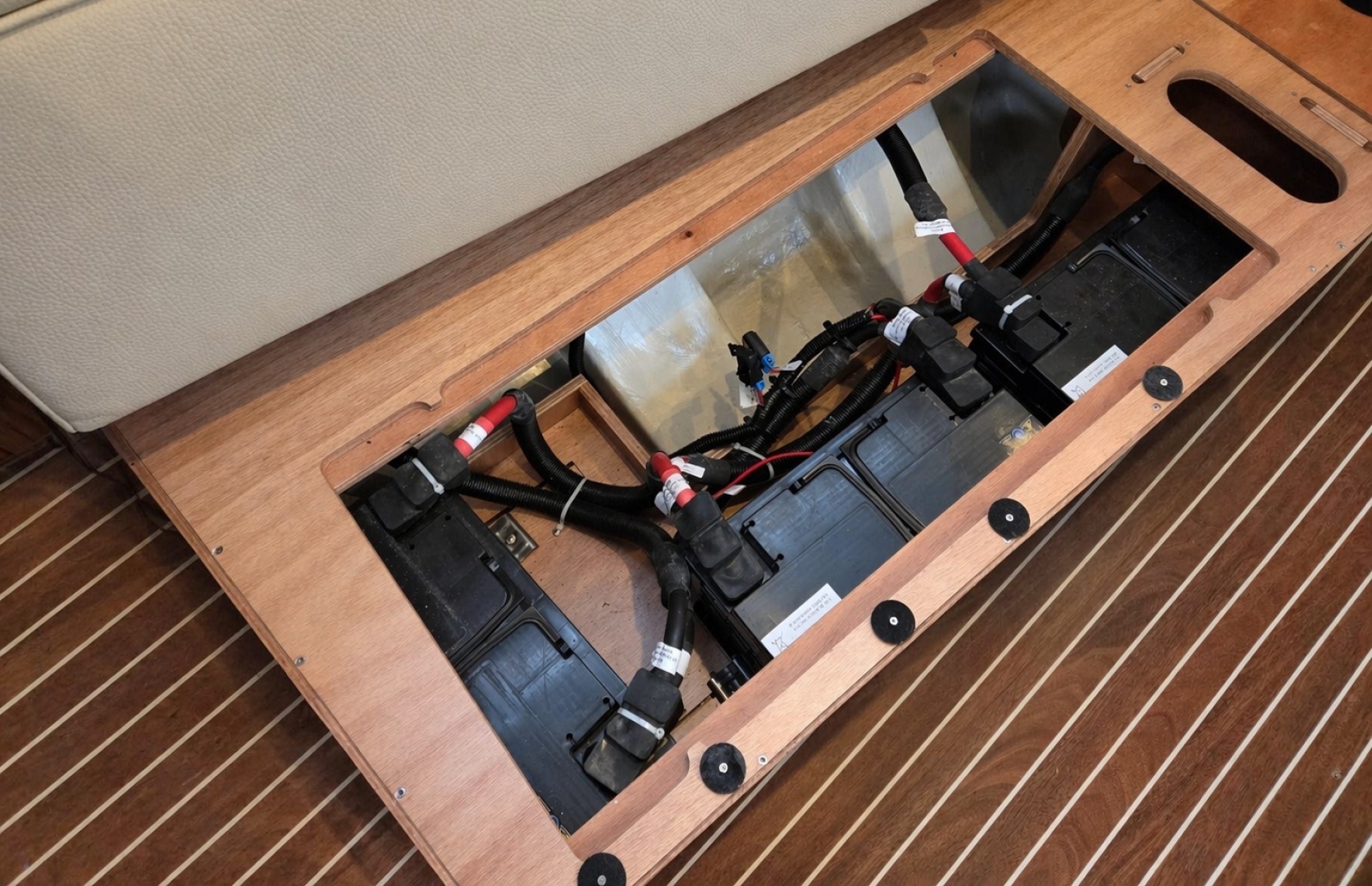 2021 Bavaria Cruiser 34 - Image 23
