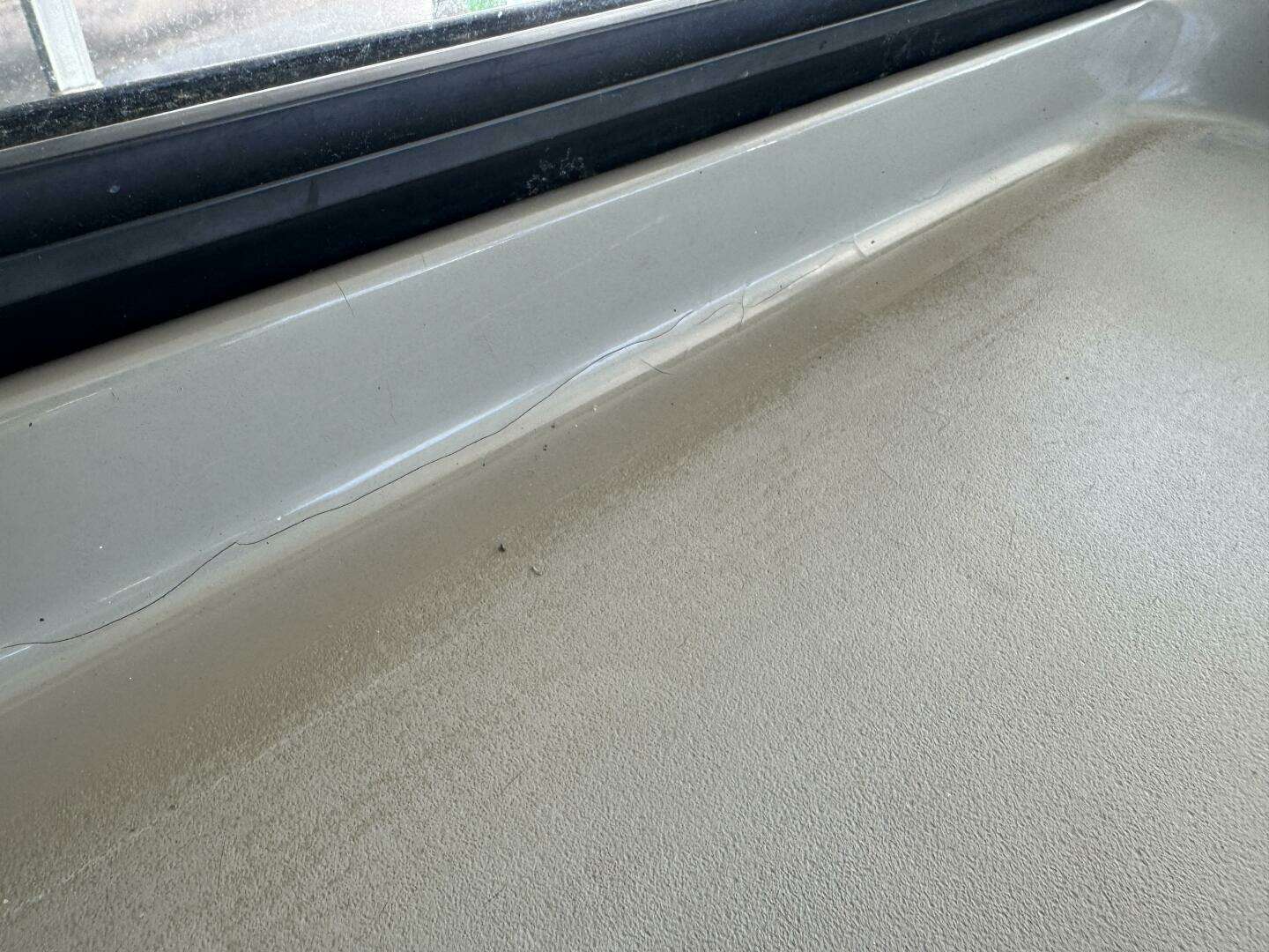 1997 Bayliner 2859 Ciera Express - Image 102