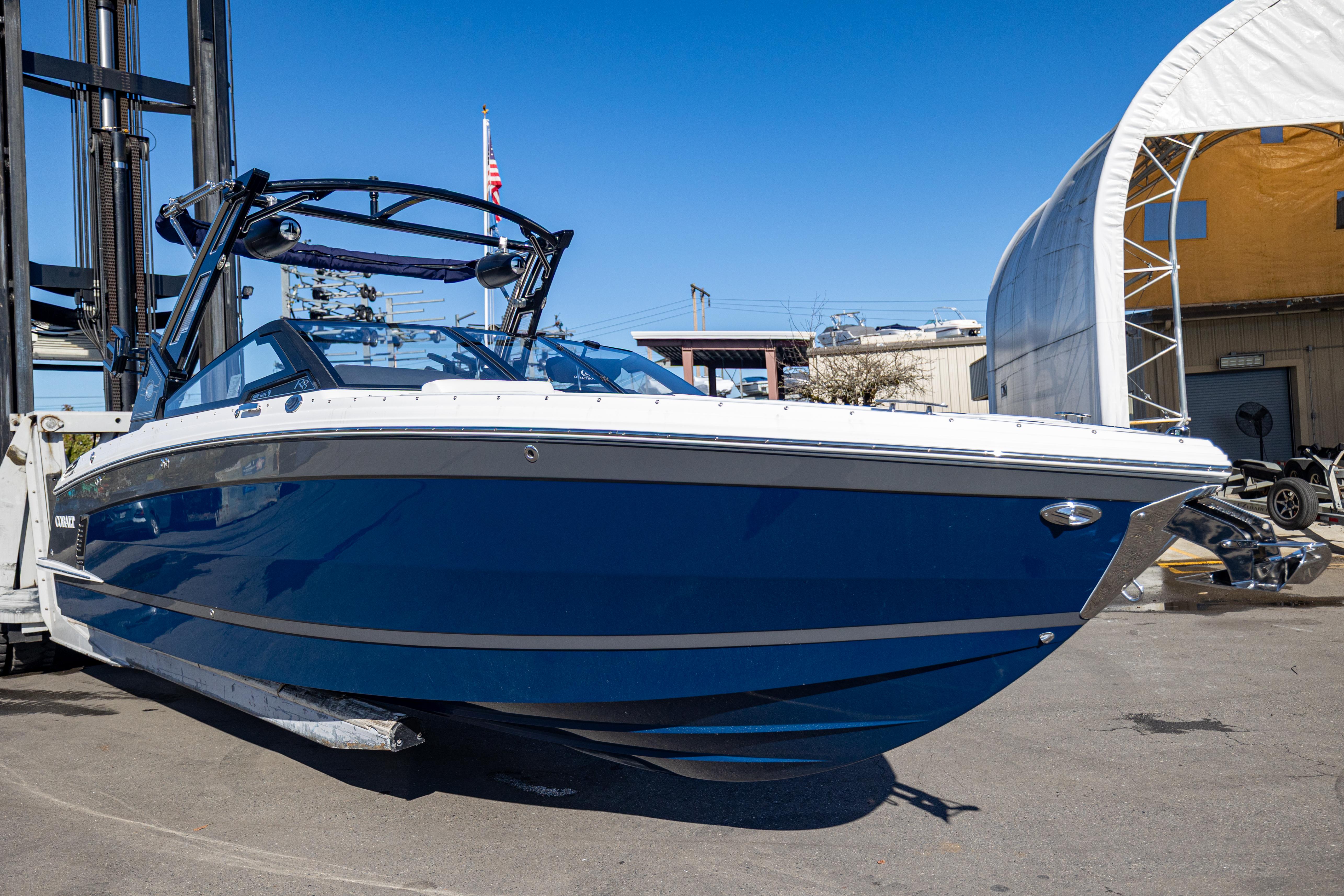 2025 Cobalt R8 Surf - 6