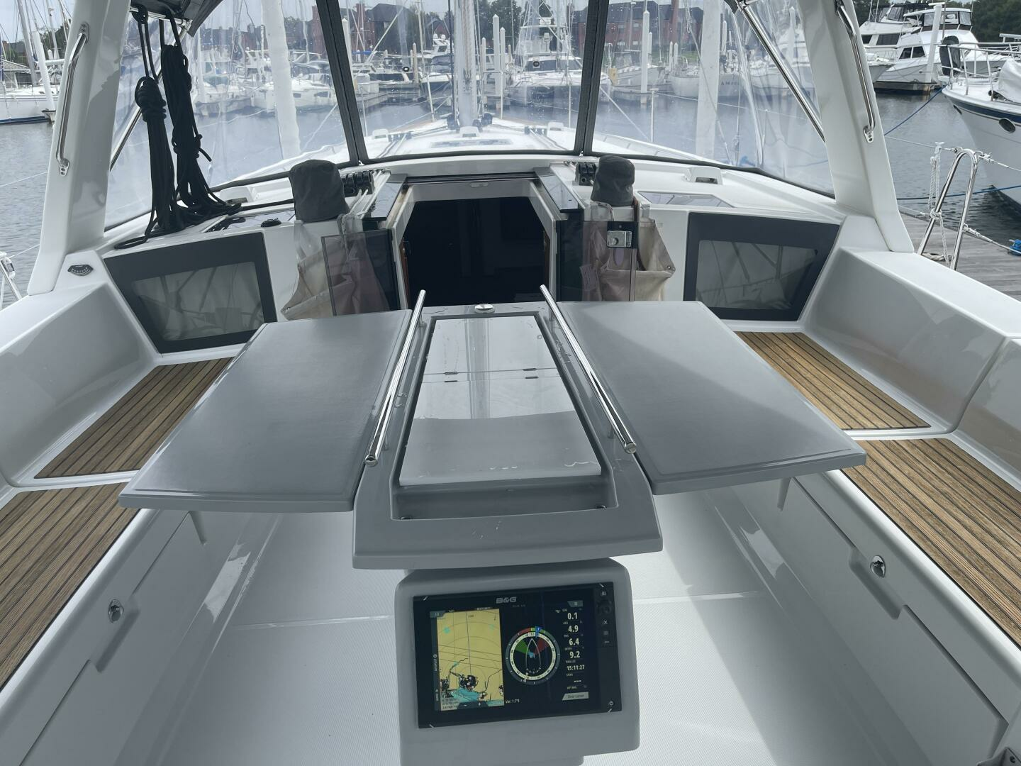2017 Beneteau Oceanis 45 - Image 24