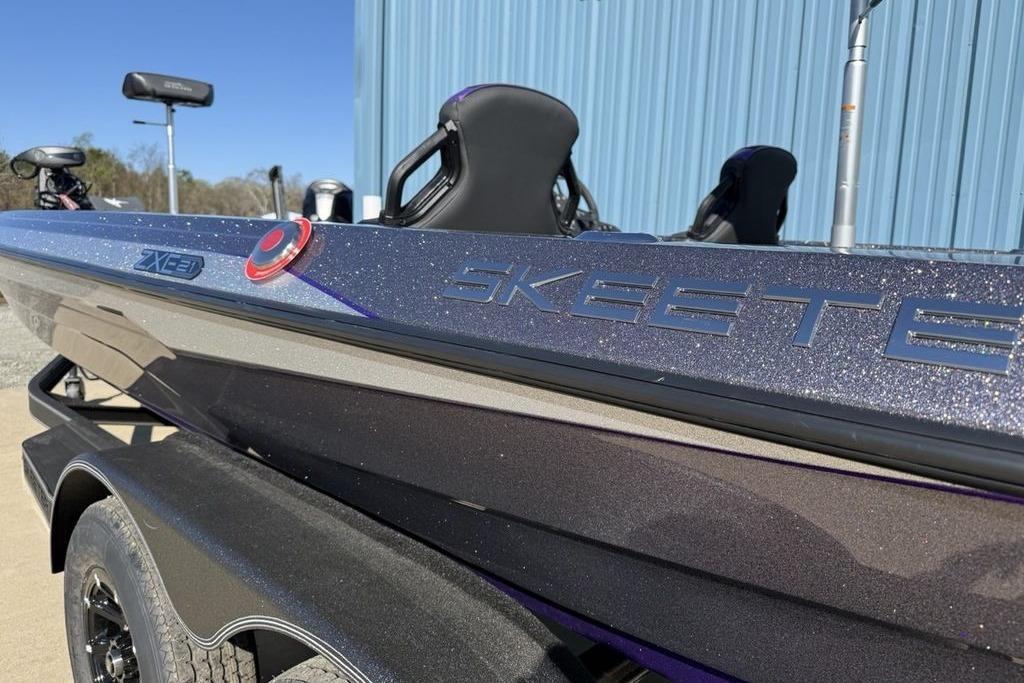 2026 Skeeter ZXE21 boat with sleek design and metallic finish.