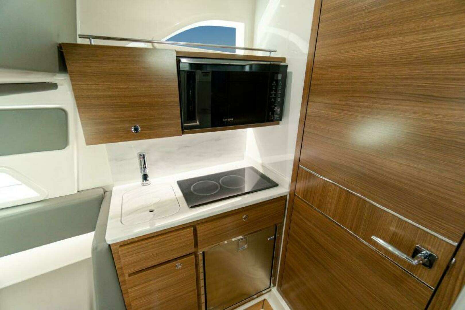 2026 Valhalla Boatworks V-46 - Image 16