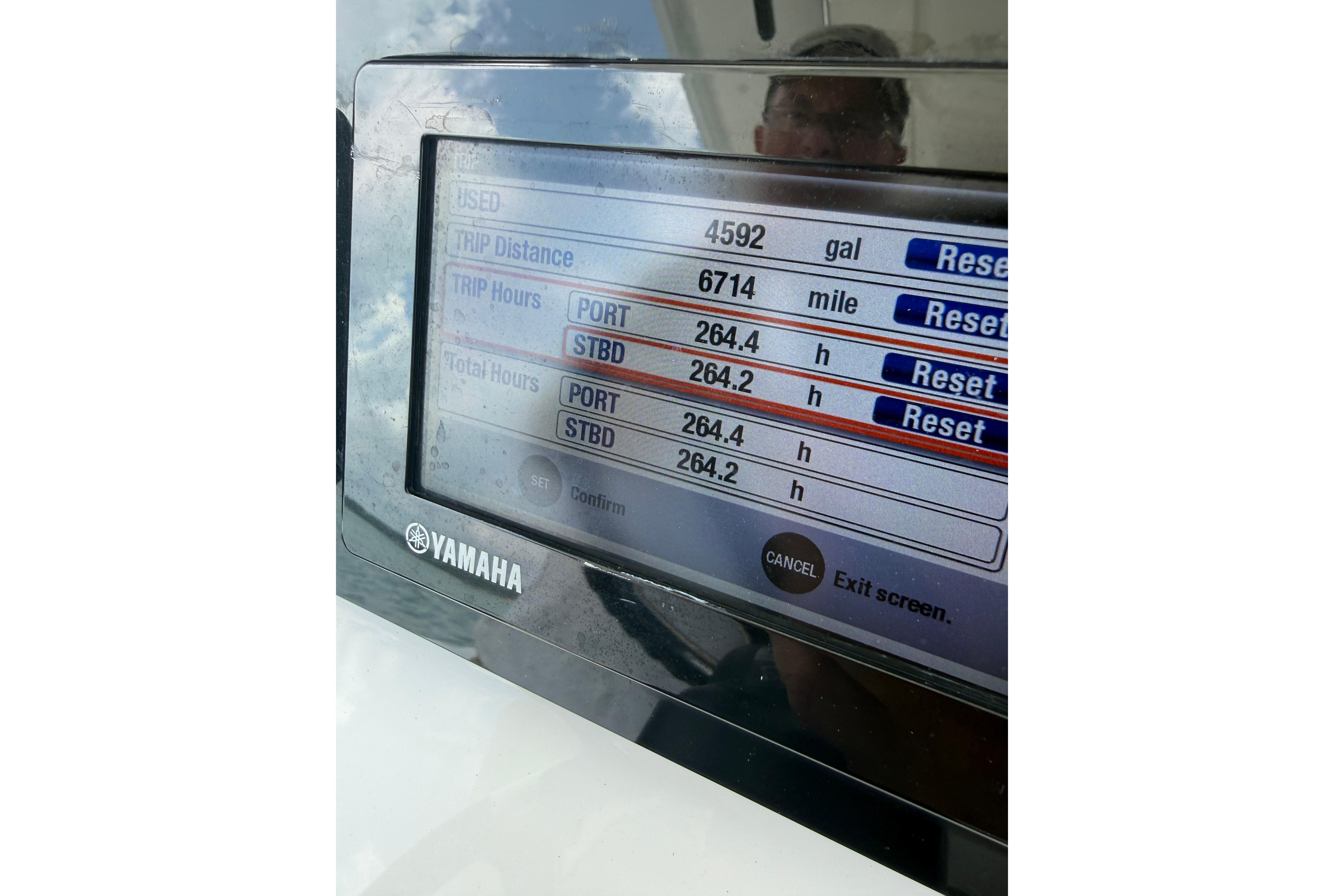 Yamaha display showing trip data on 2018 Edgewater 320CC boat.