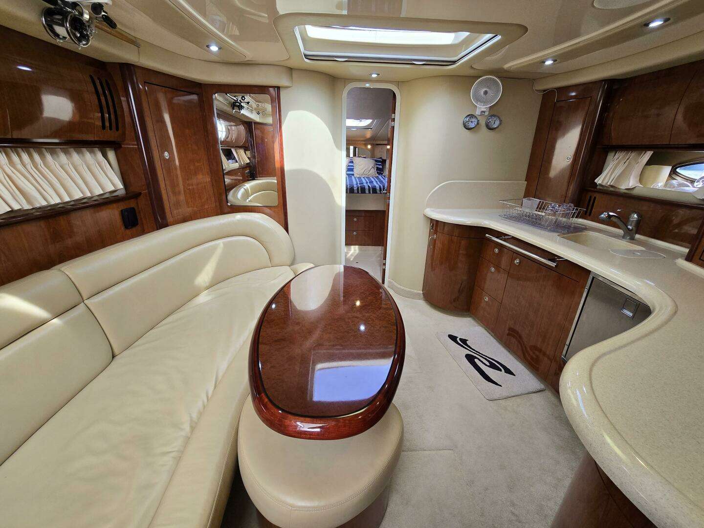 2004 Sea Ray 455 - Image 12