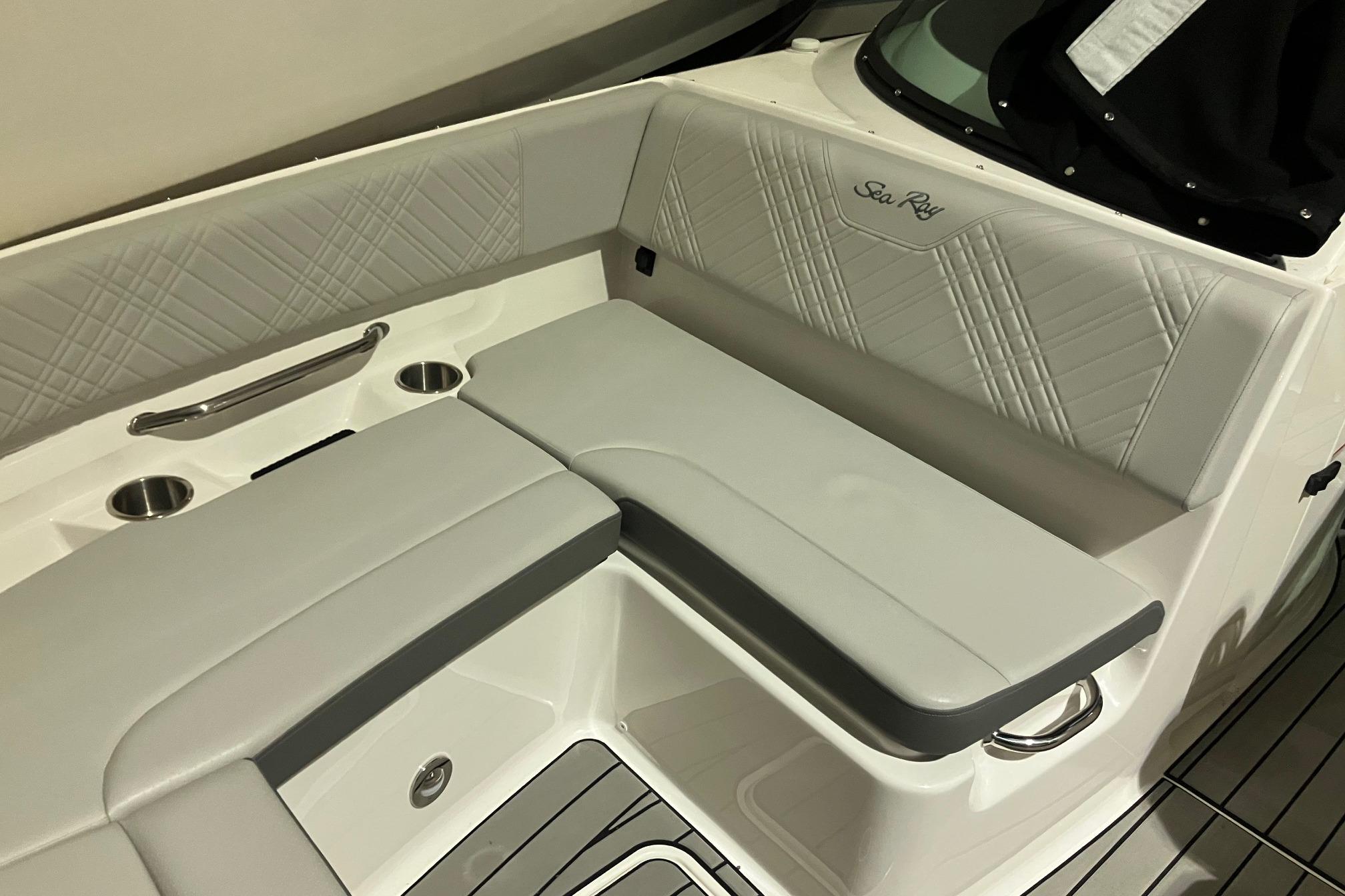 2025 Sea Ray SDX 270 Outboard interior seating with elegant upholstery and modern design.