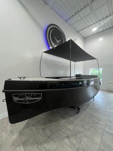 2023 Vision Marine Technologies Volt 180