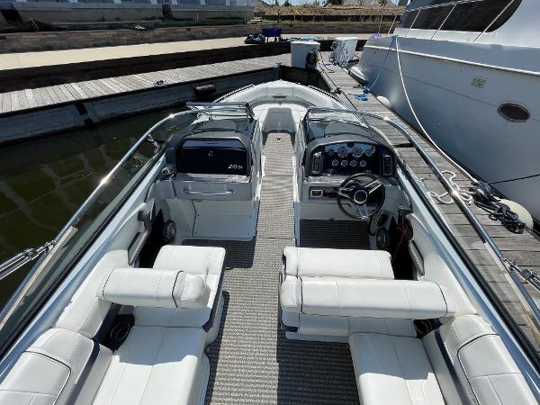 2013 Formula 270 Bowrider - 20