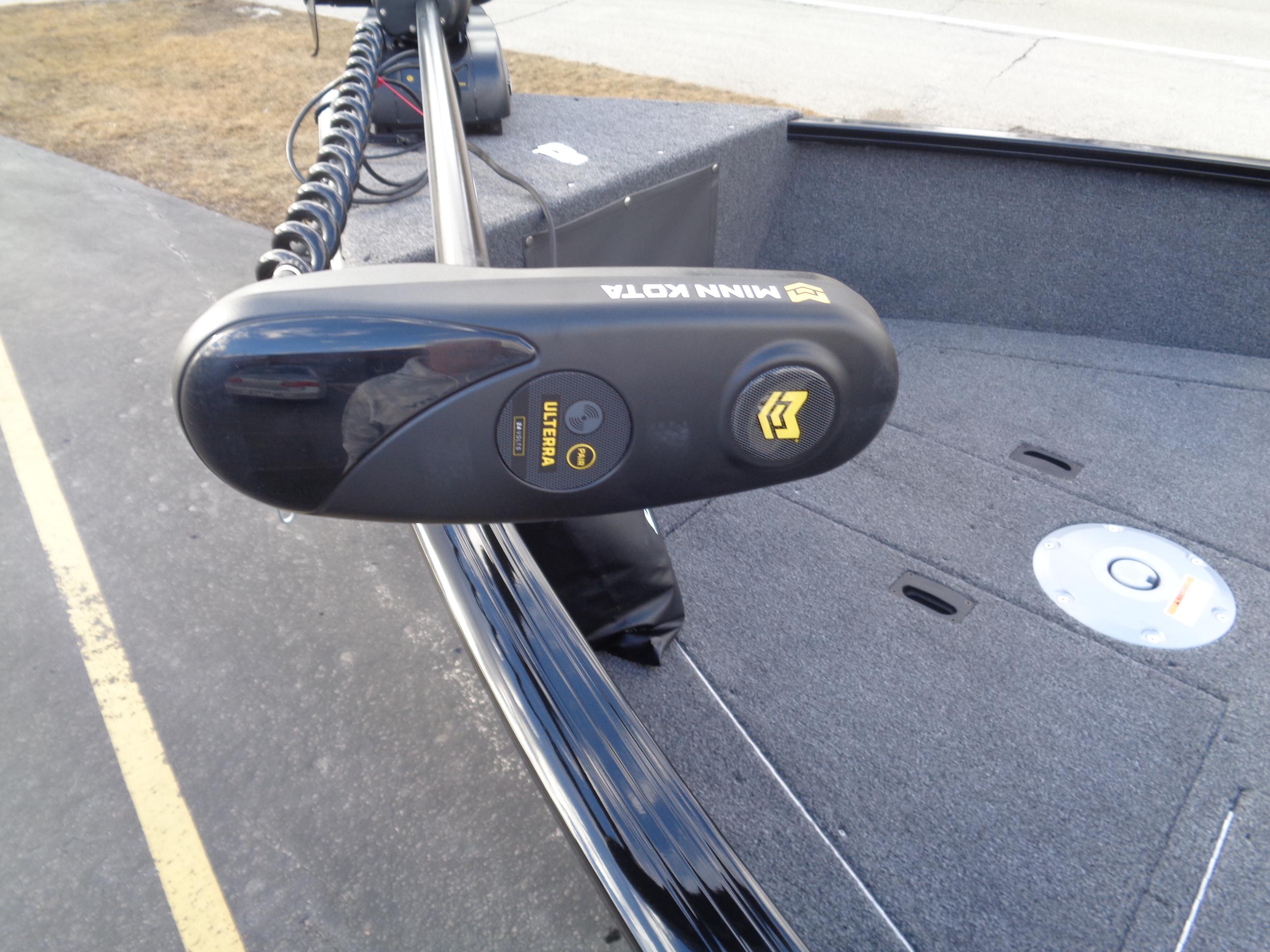 2025 Lund 1650 Rebel XL SS boat with Minn Kota trolling motor.