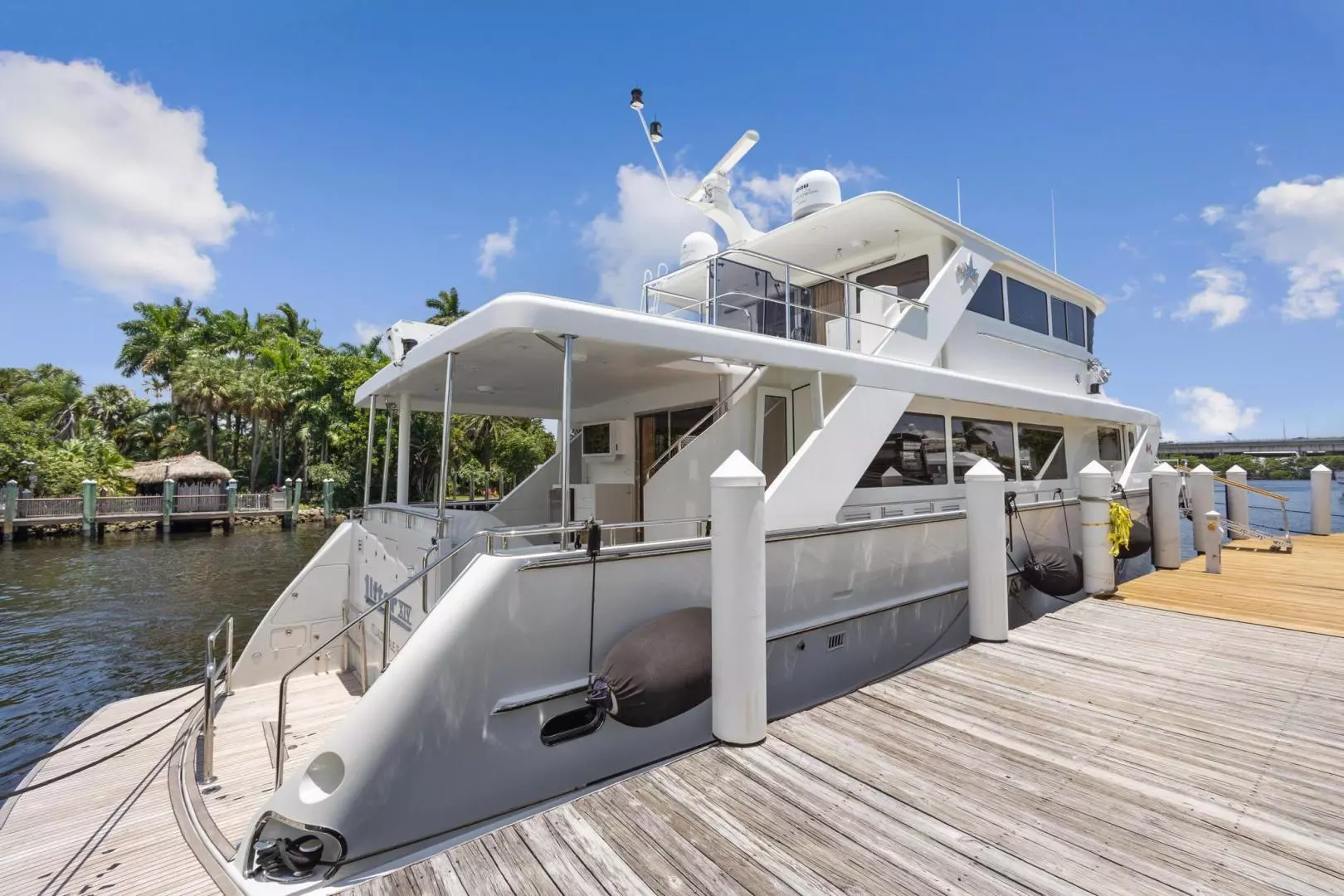 2006 Jefferson Starship Pilothouse - Image 8