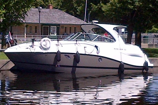 2012 Rinker 310 Express Cruiser