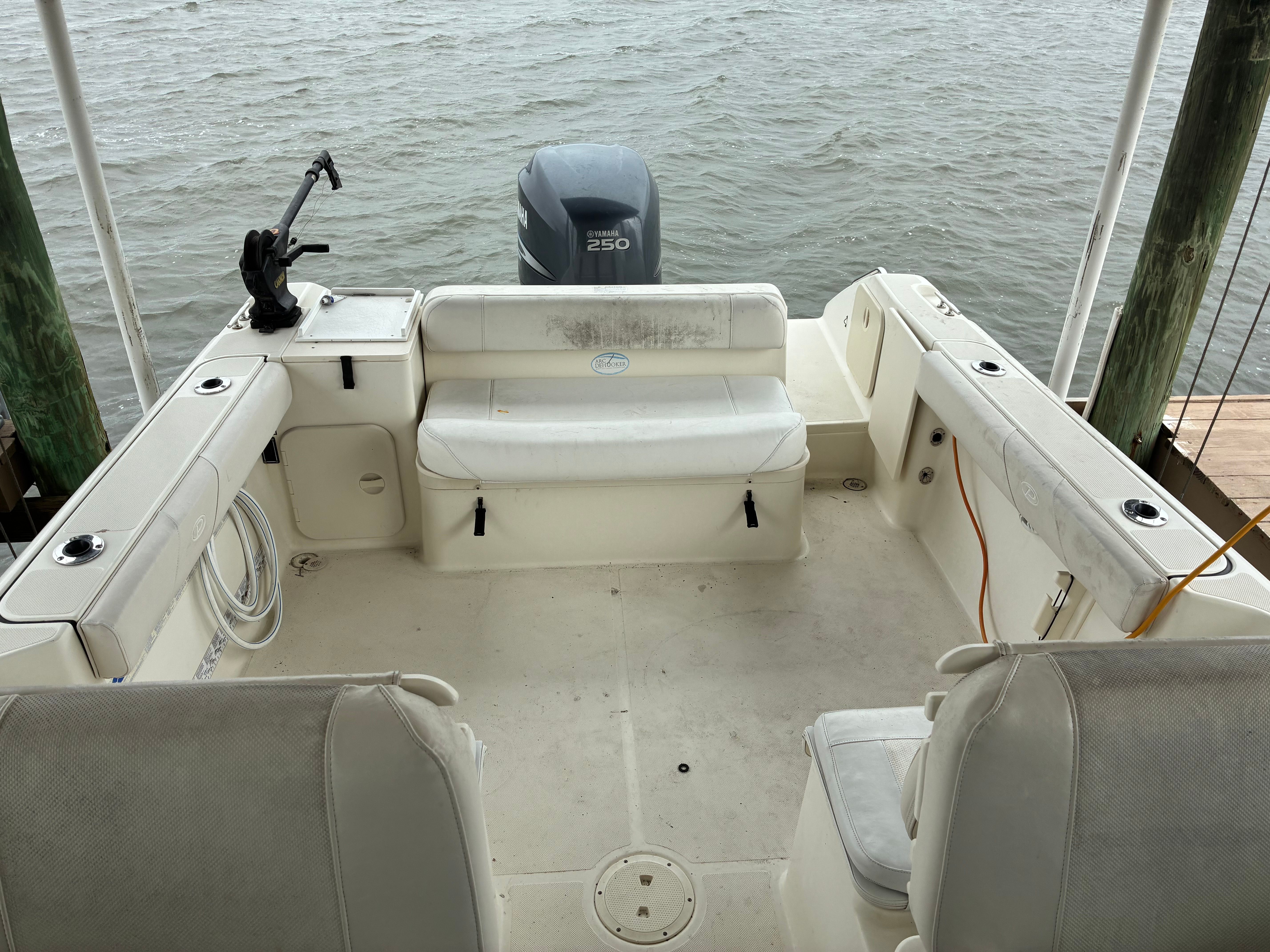 2005 Pursuit 2570 Offshore - 7