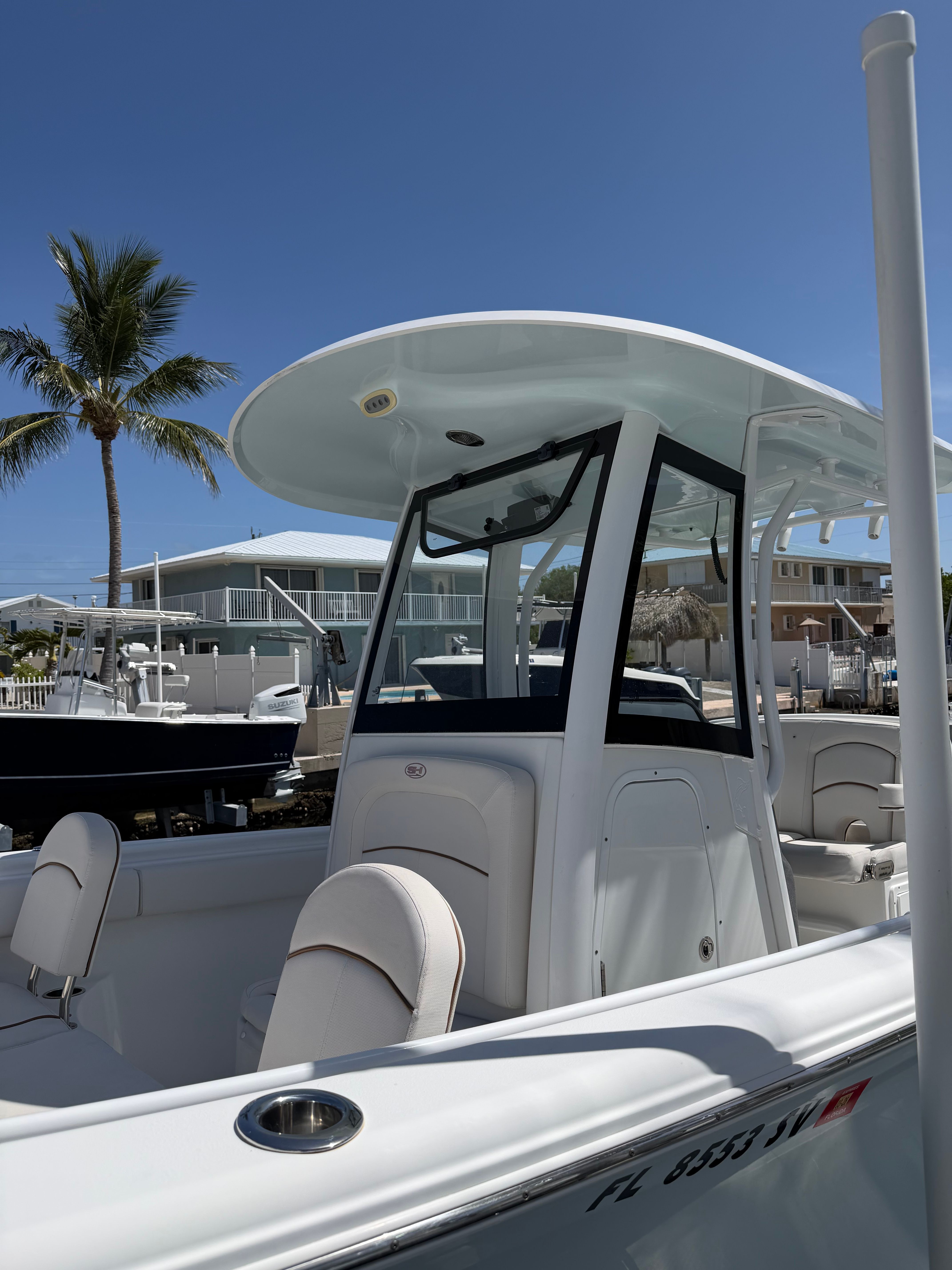 2021 Sea Hunt Ultra 255 SE