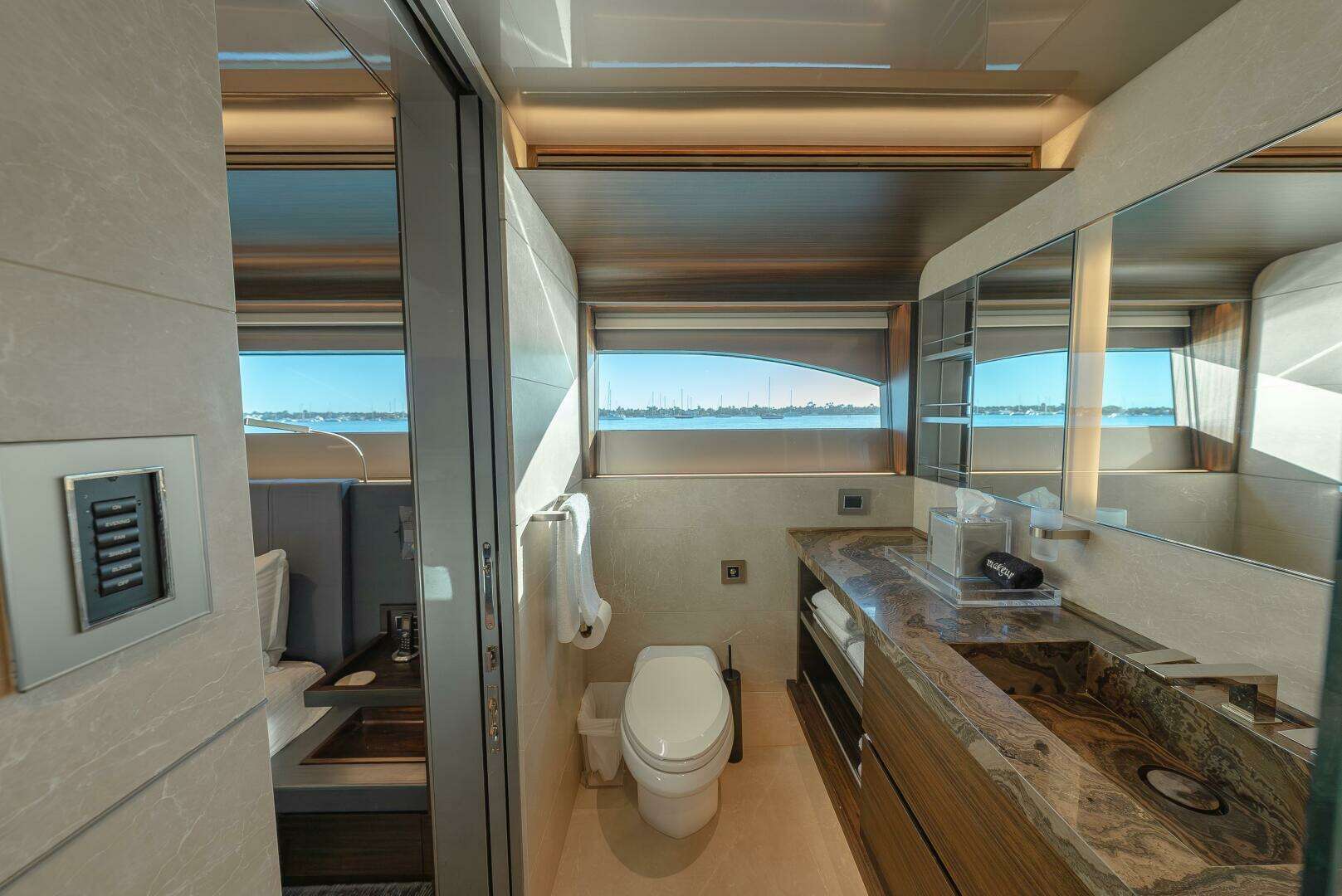 2018 Westport Raised Pilothouse - Image 27