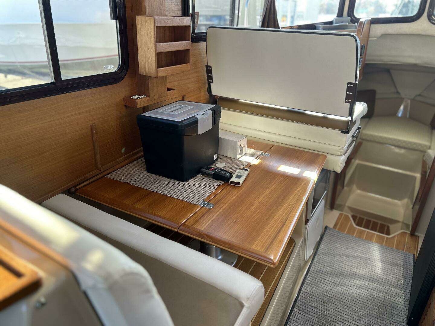 2013 Ranger Tugs 27 - Image 27