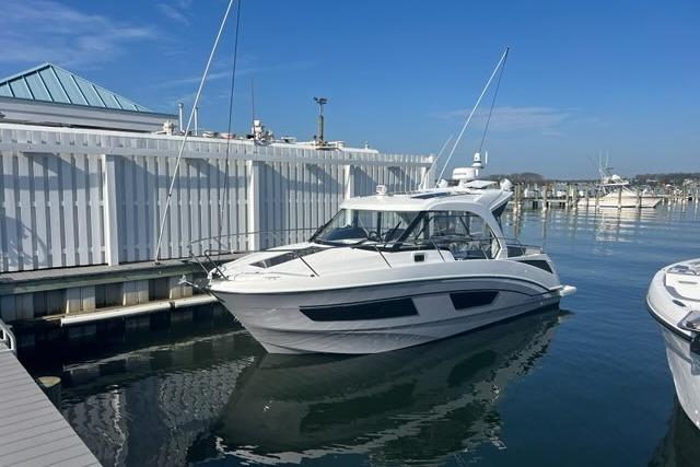 2026 Beneteau Antares 9