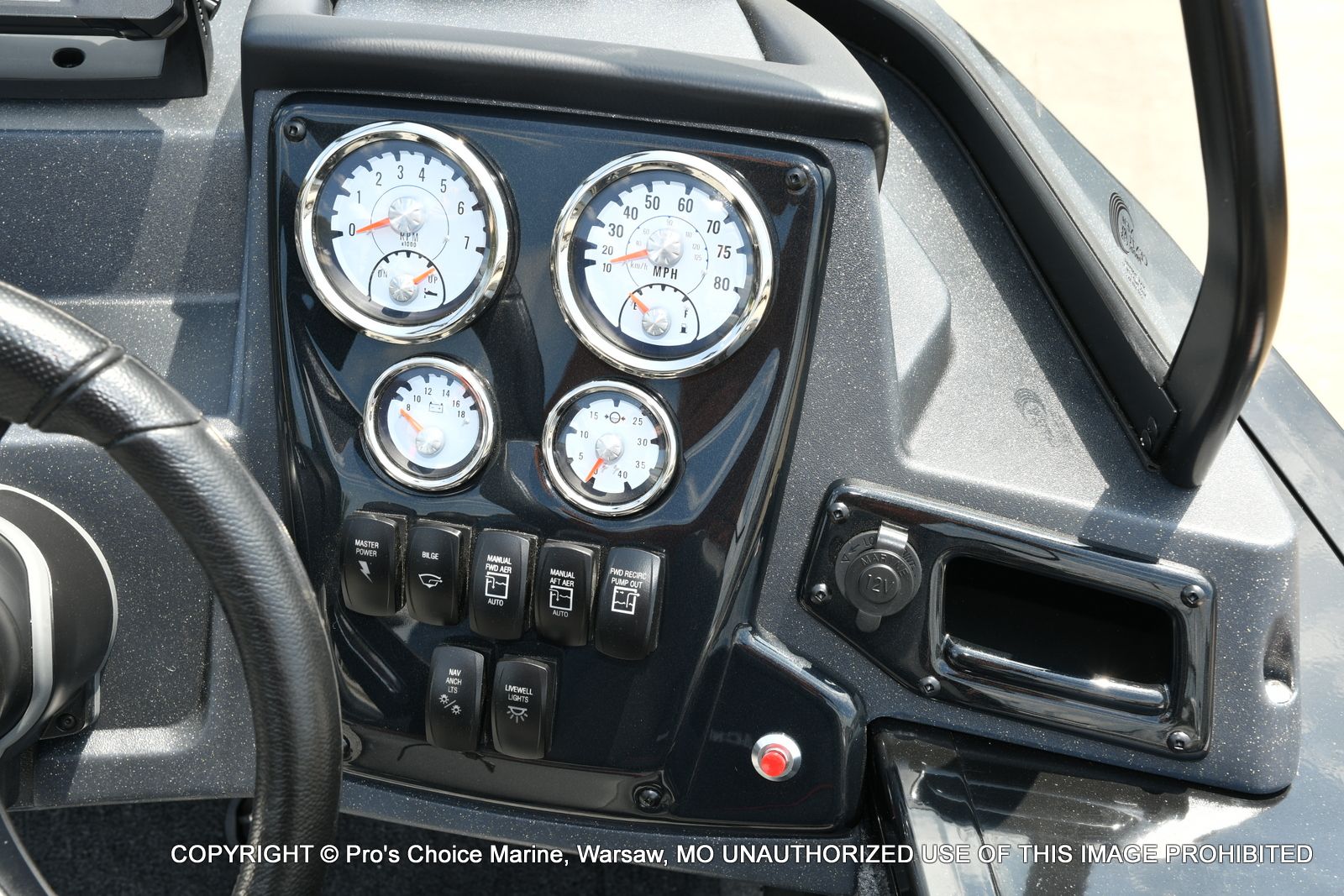 2026 Tracker Targa V-19 Combo - 39