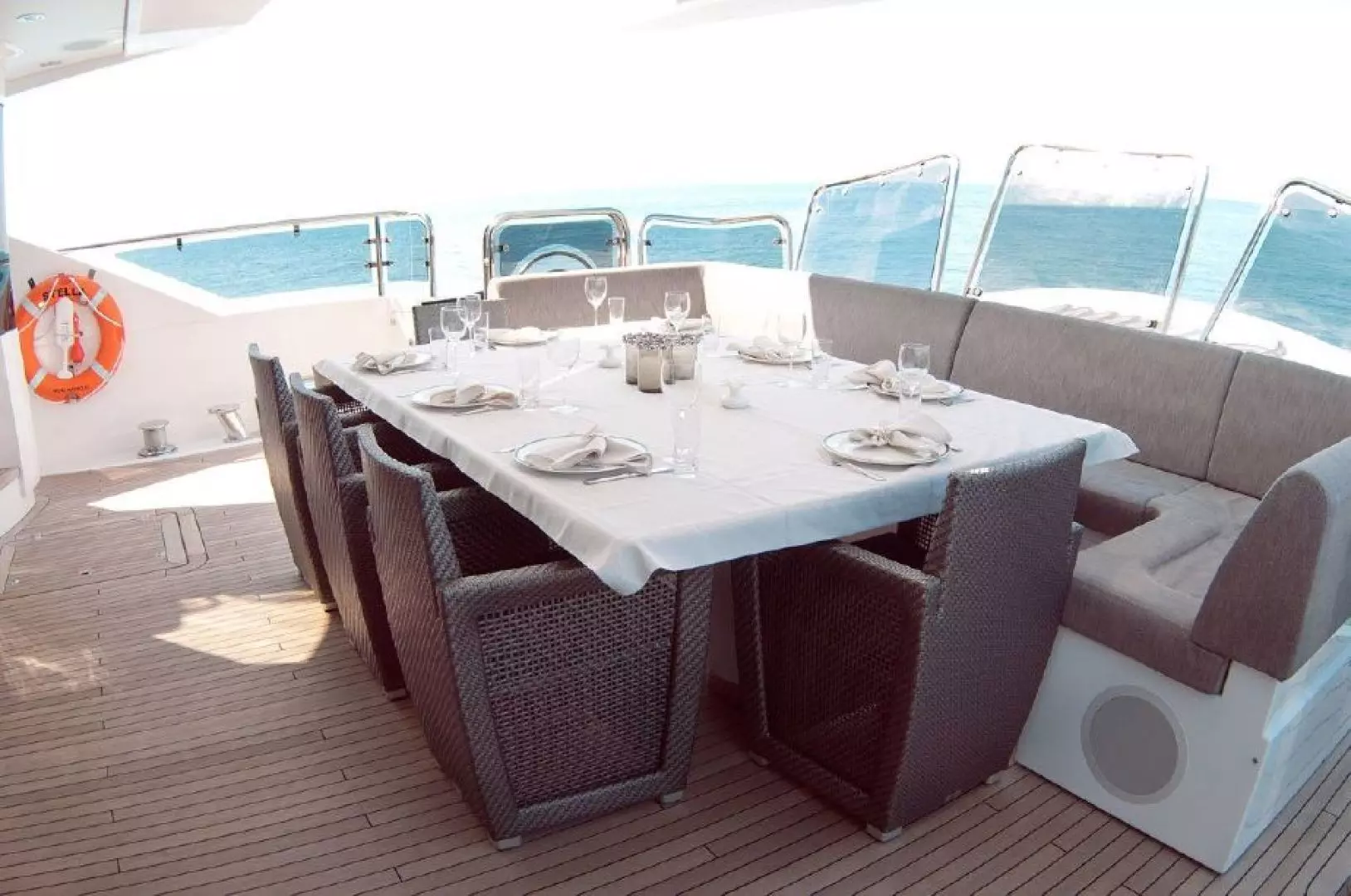 2011 Sunseeker Yacht - Image 15