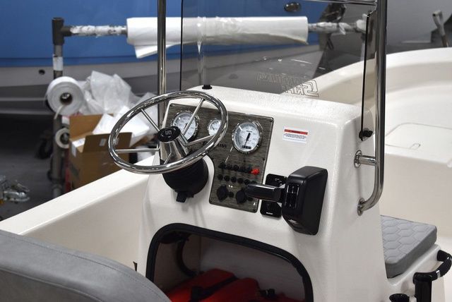 2025 Carolina Skiff E20 JVX Center Console - 11
