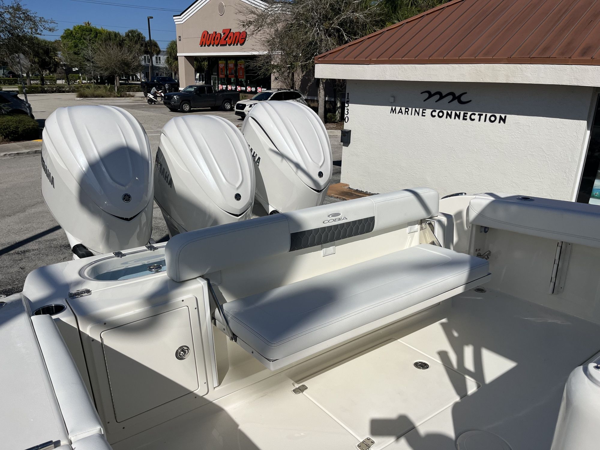 2026 Cobia 350 Center Console - 40