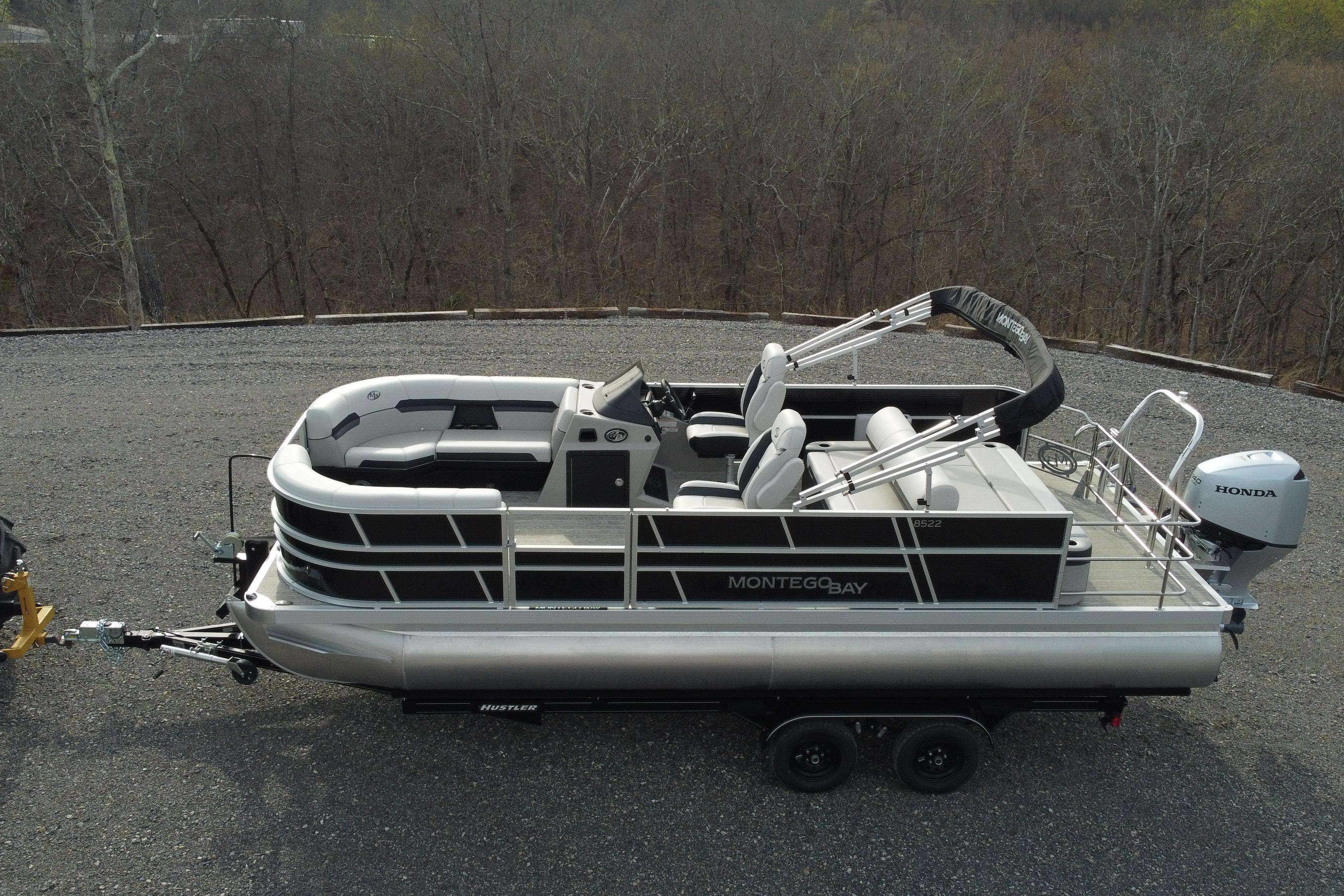 2026 Montego Bay 140HP C8522 SB Deluxe Cruise Pontoon