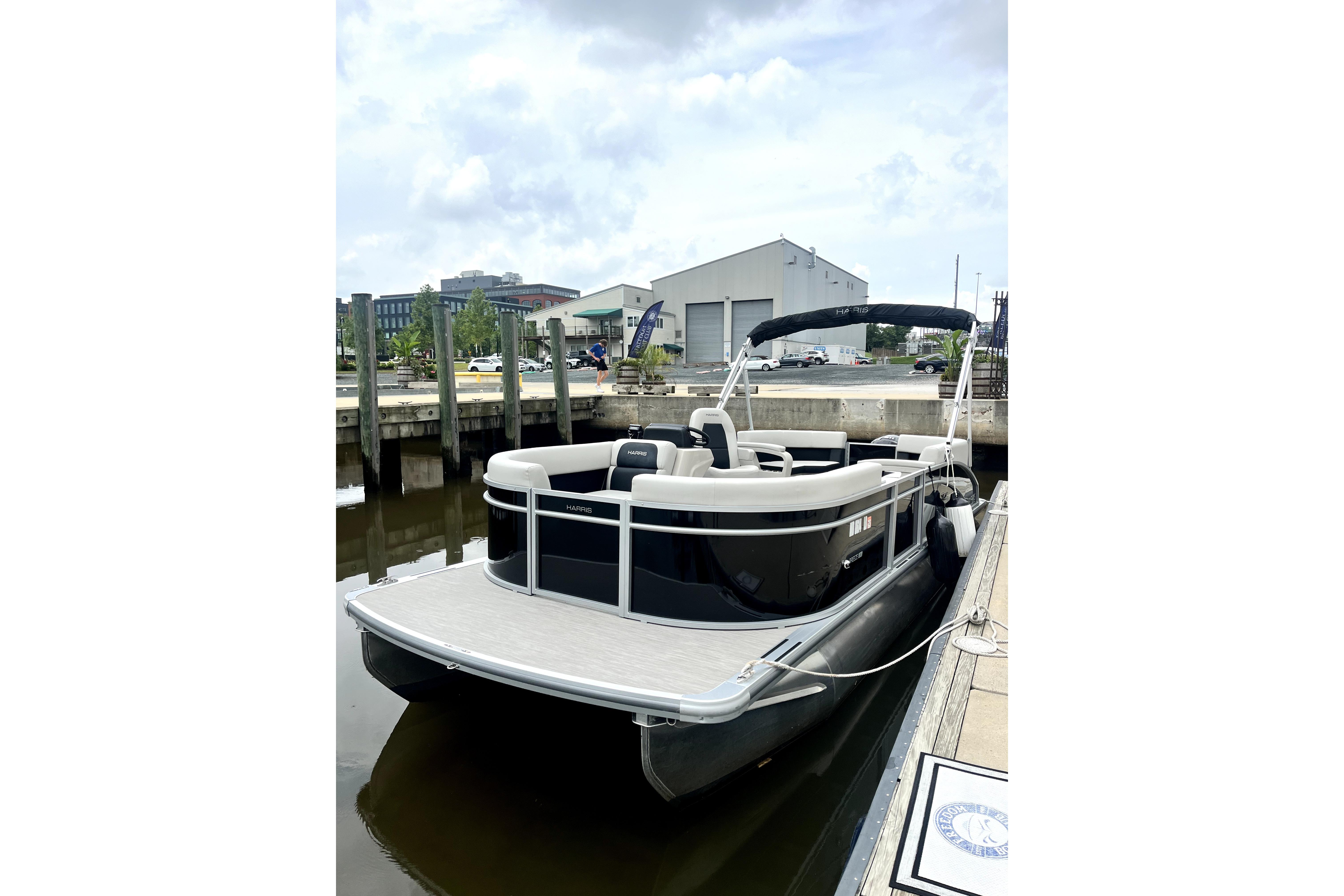 2025 Harris Breeze 230