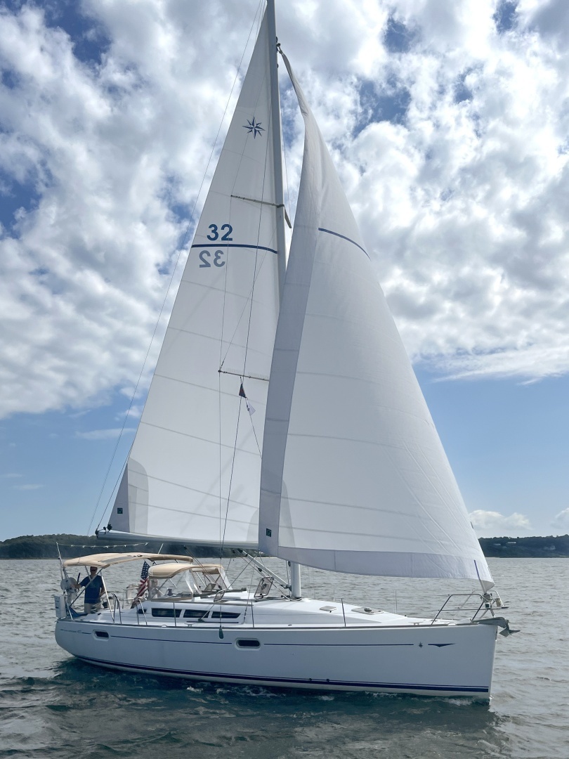 2007 Jeanneau Sun Odyssey 42i - Image 2