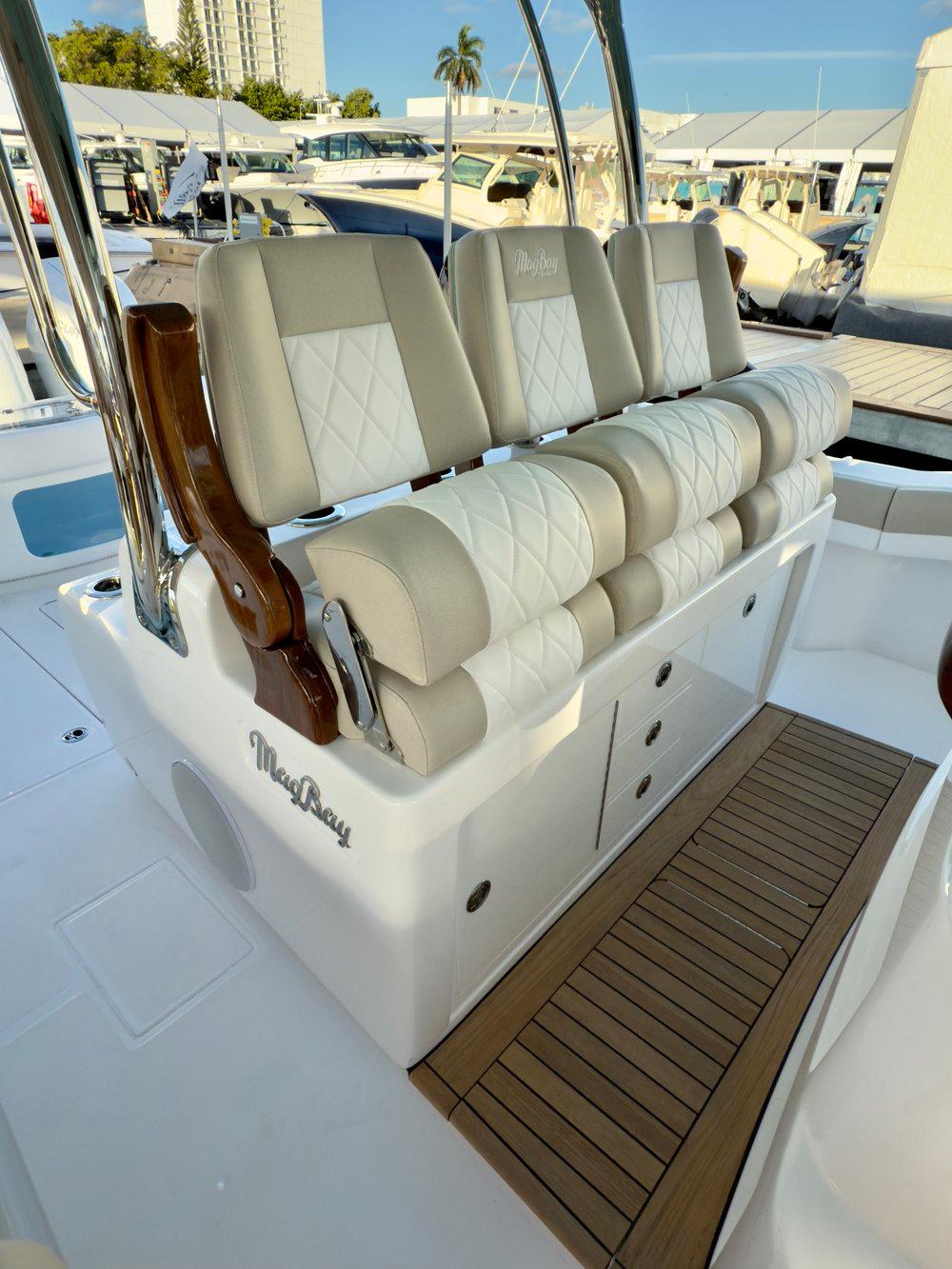2025 Mag Bay 38 CC boat with luxurious seating and elegant design.