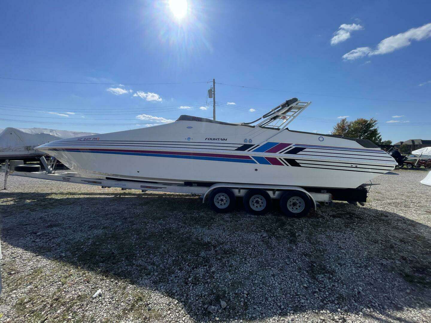 1993 Fountain 38 Sport Cruiser - Image 8