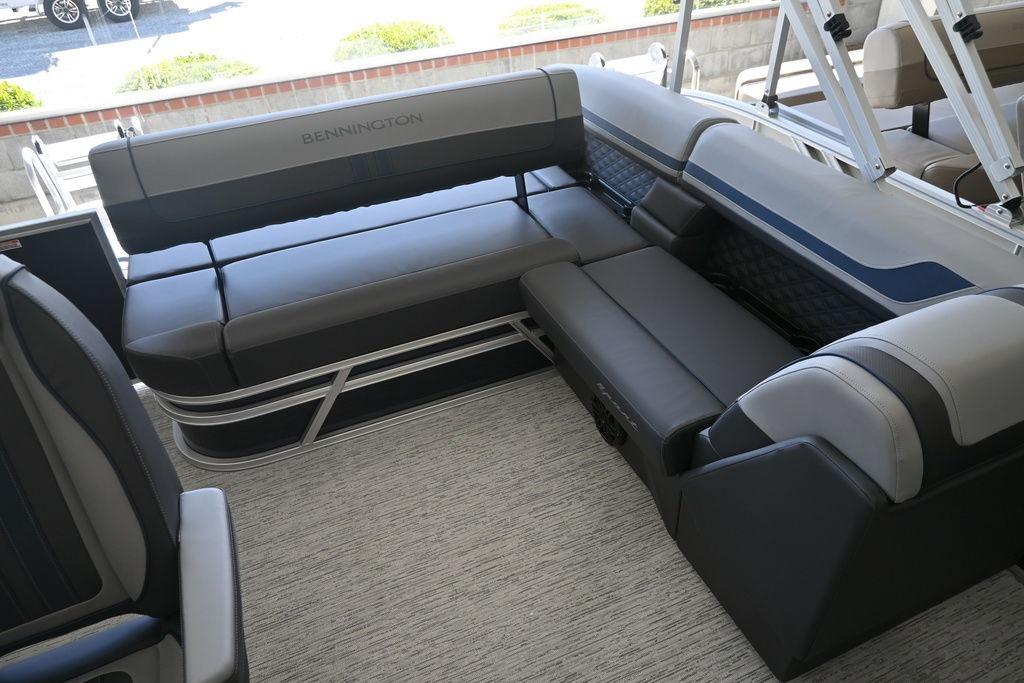 2026 Bennington S Swingback 23 SSB boat interior with luxurious seating and modern design.