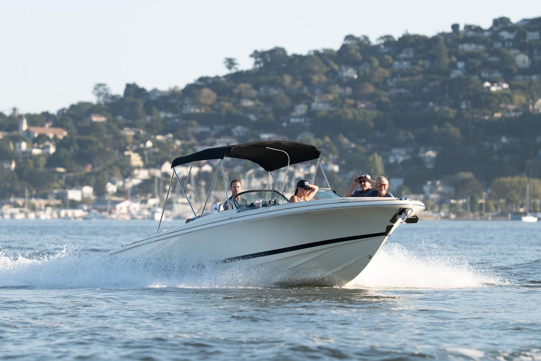 2023 Chris-Craft Launch 27