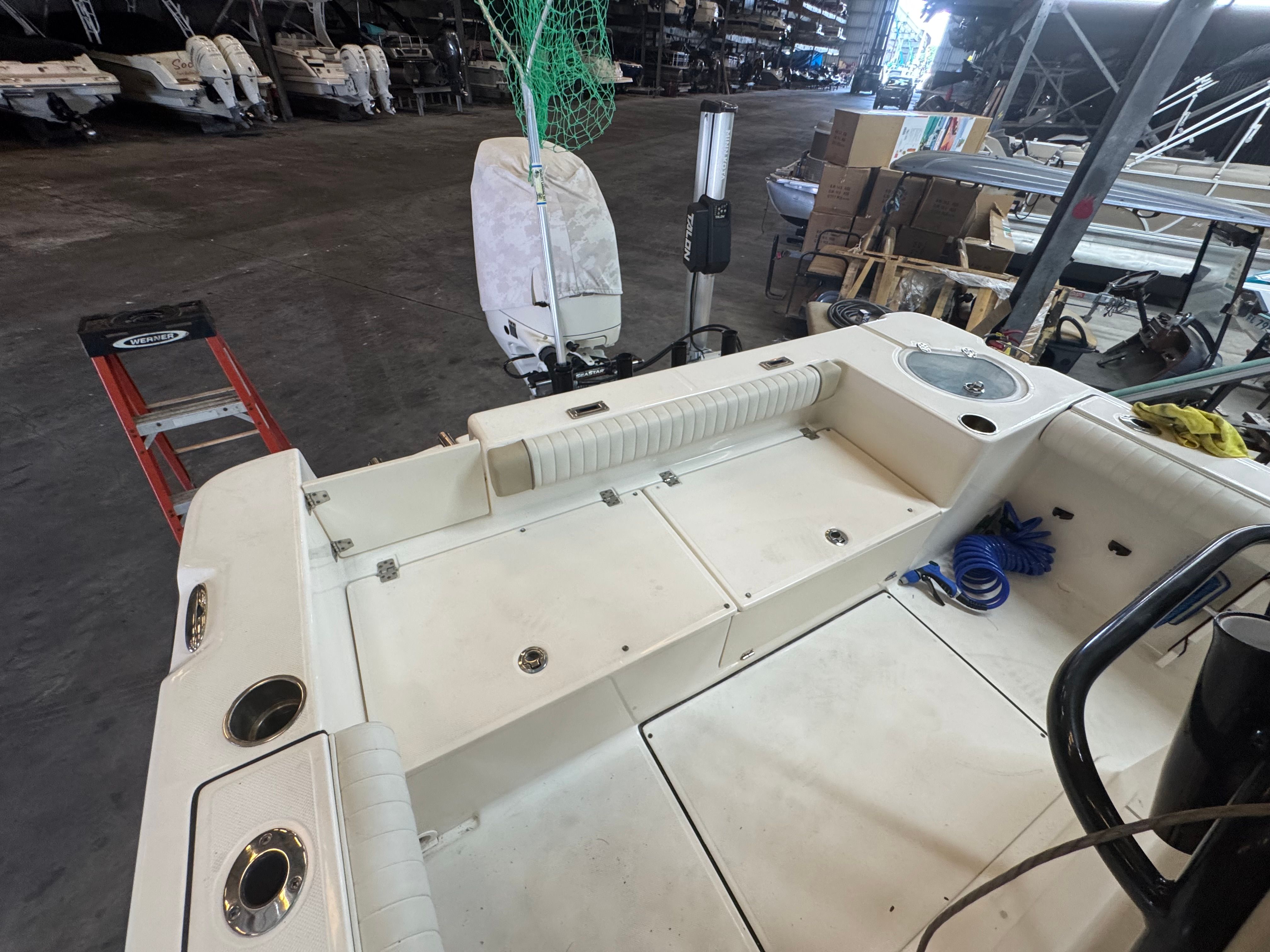 2020 Sea Born LX24 Center Console - 10