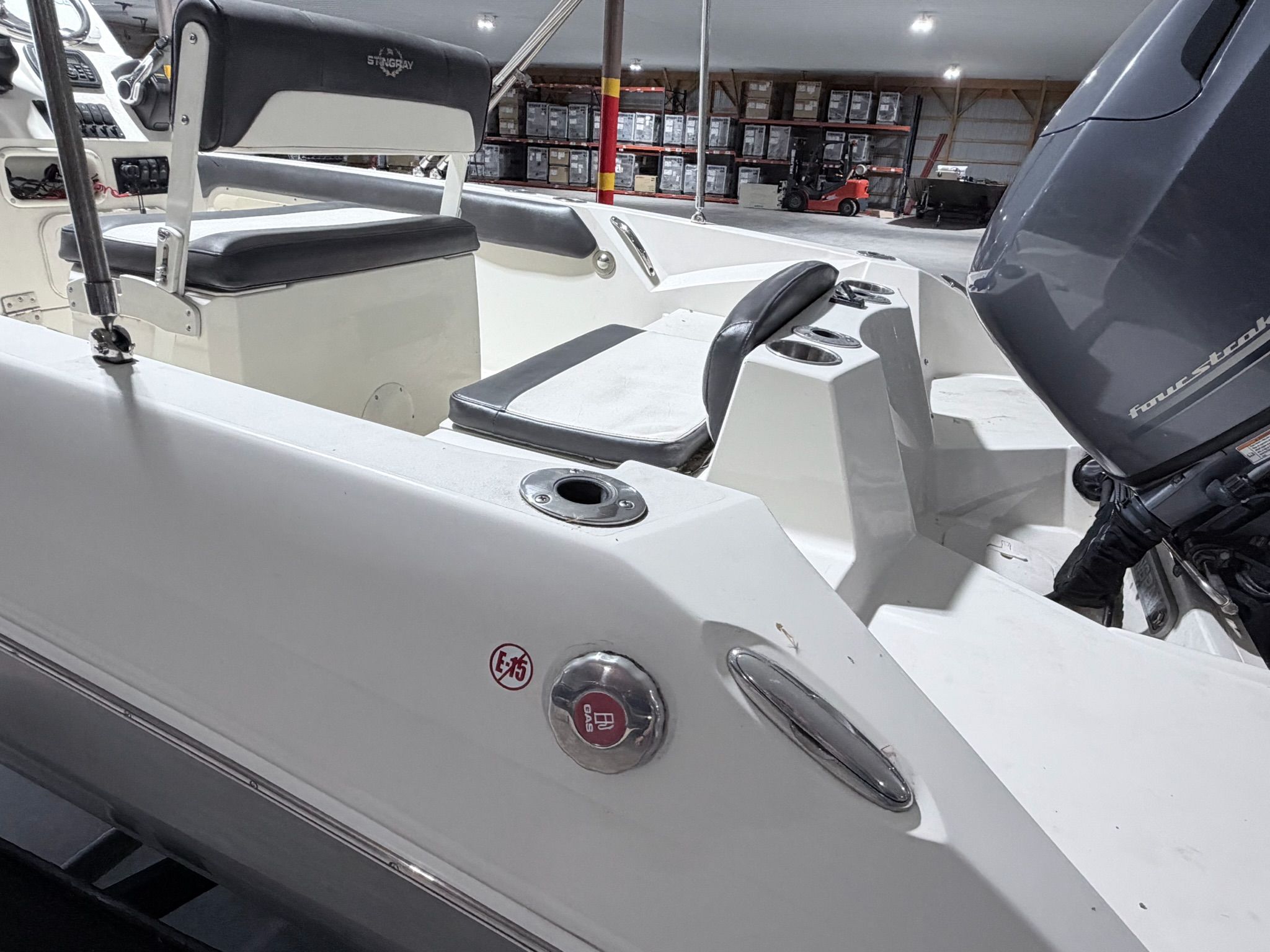 2017 Stingray 186 CC - 6